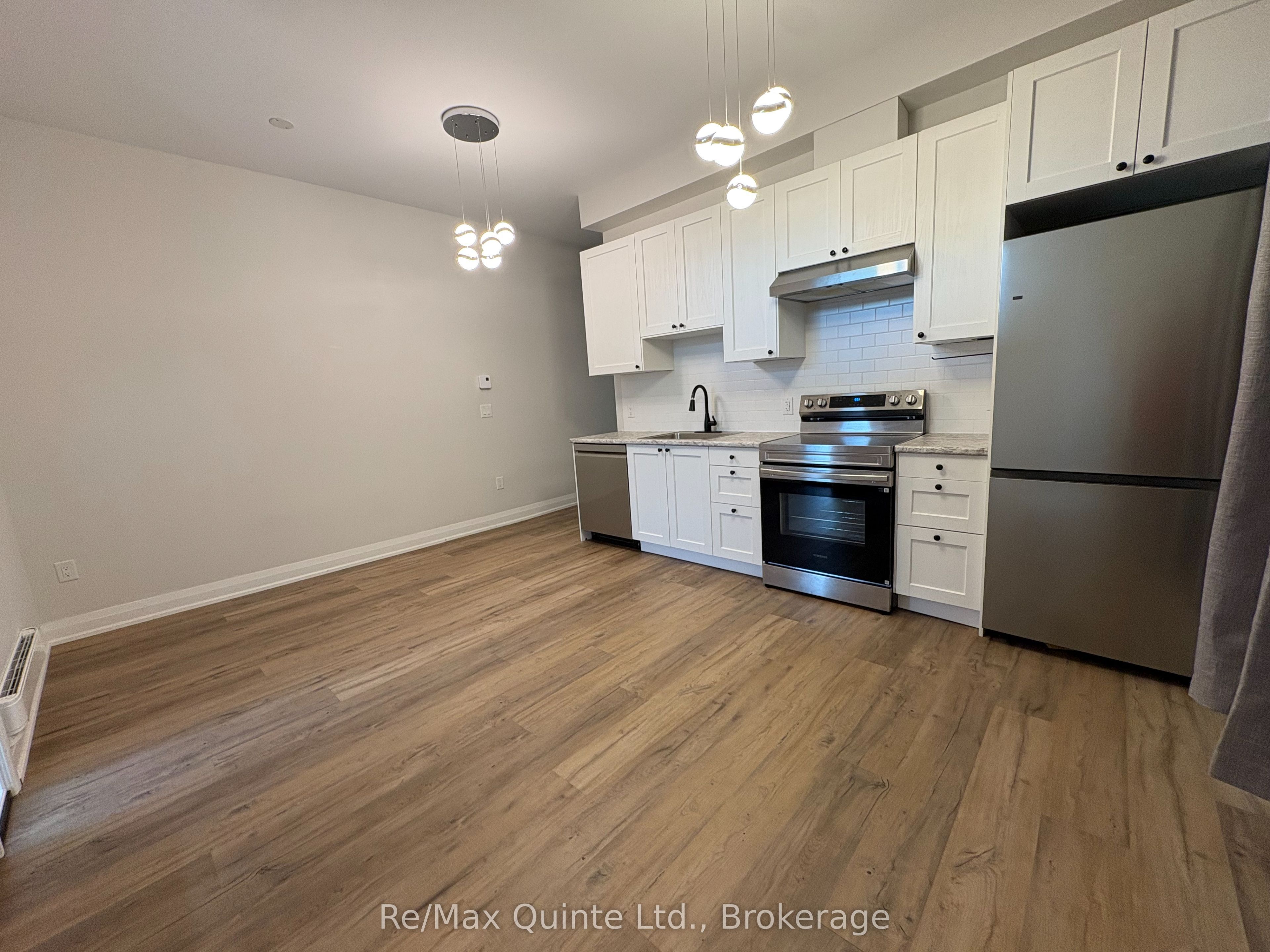 22 Mcgill Street 2 Property Photo 7