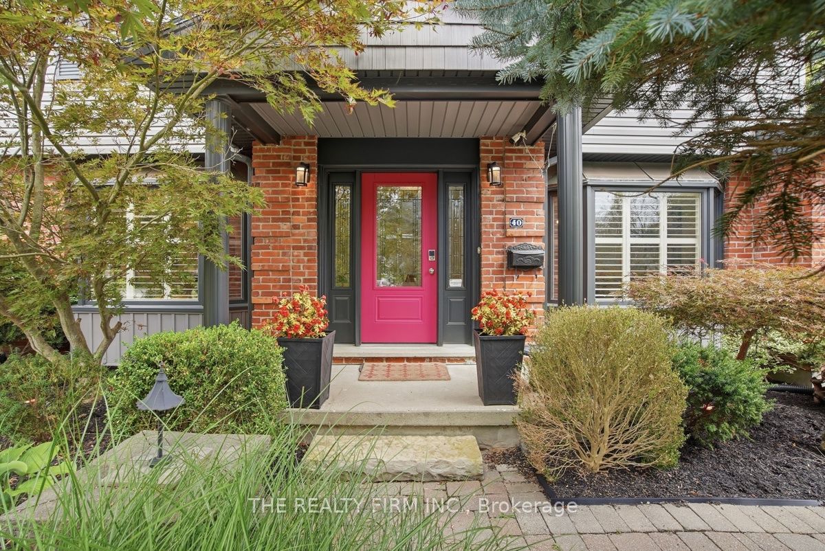 40 Leland Place Property Photo 4