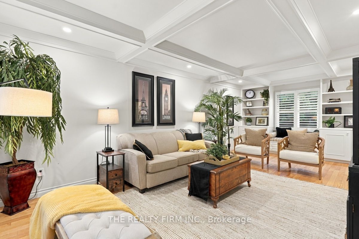 40 Leland Place Property Photo 6