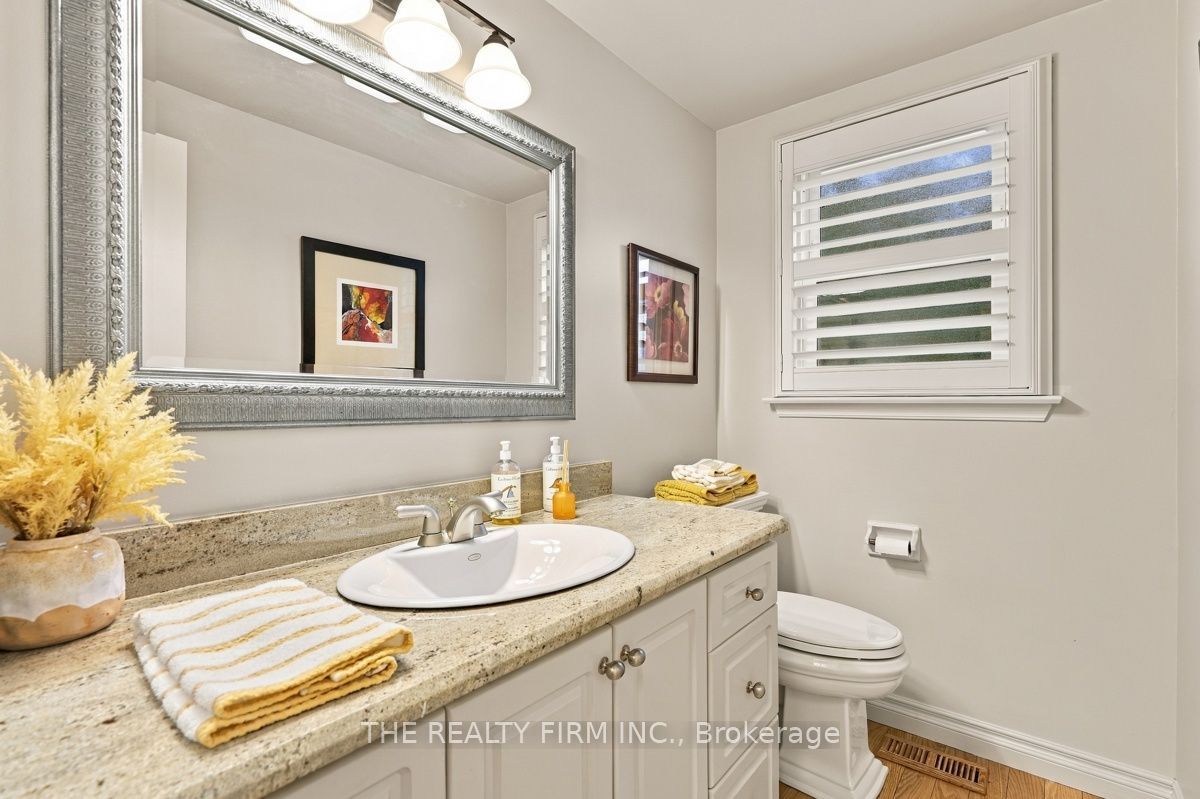 40 Leland Place Property Photo 18