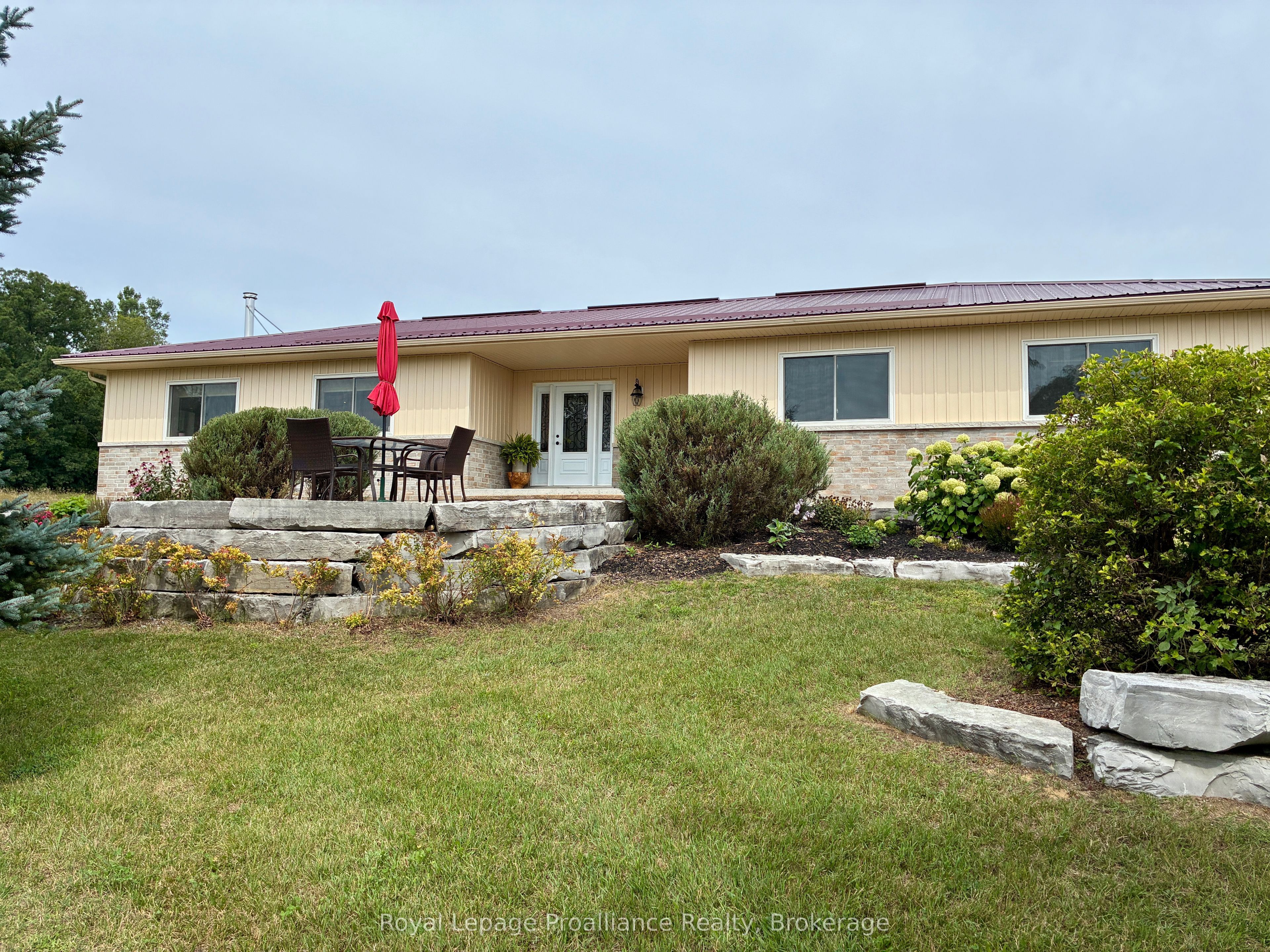 254 Airport Road Property Photo 1