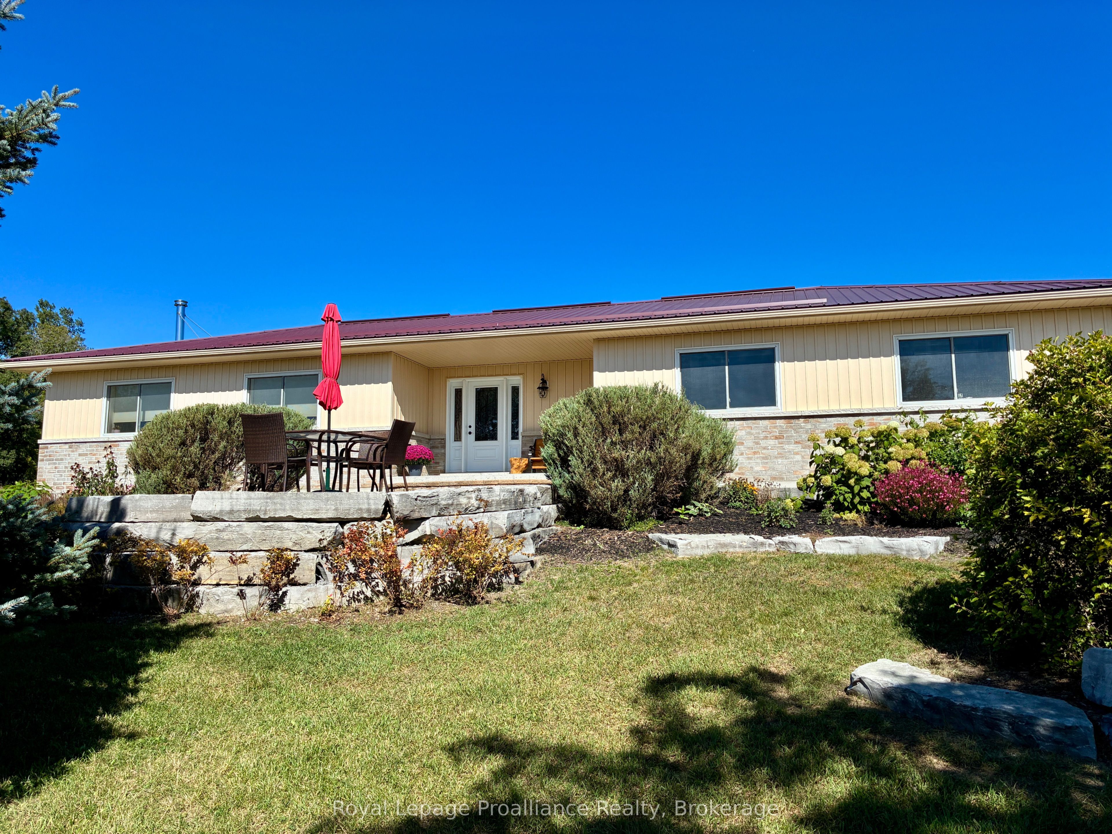 254 Airport Road Property Photo 1