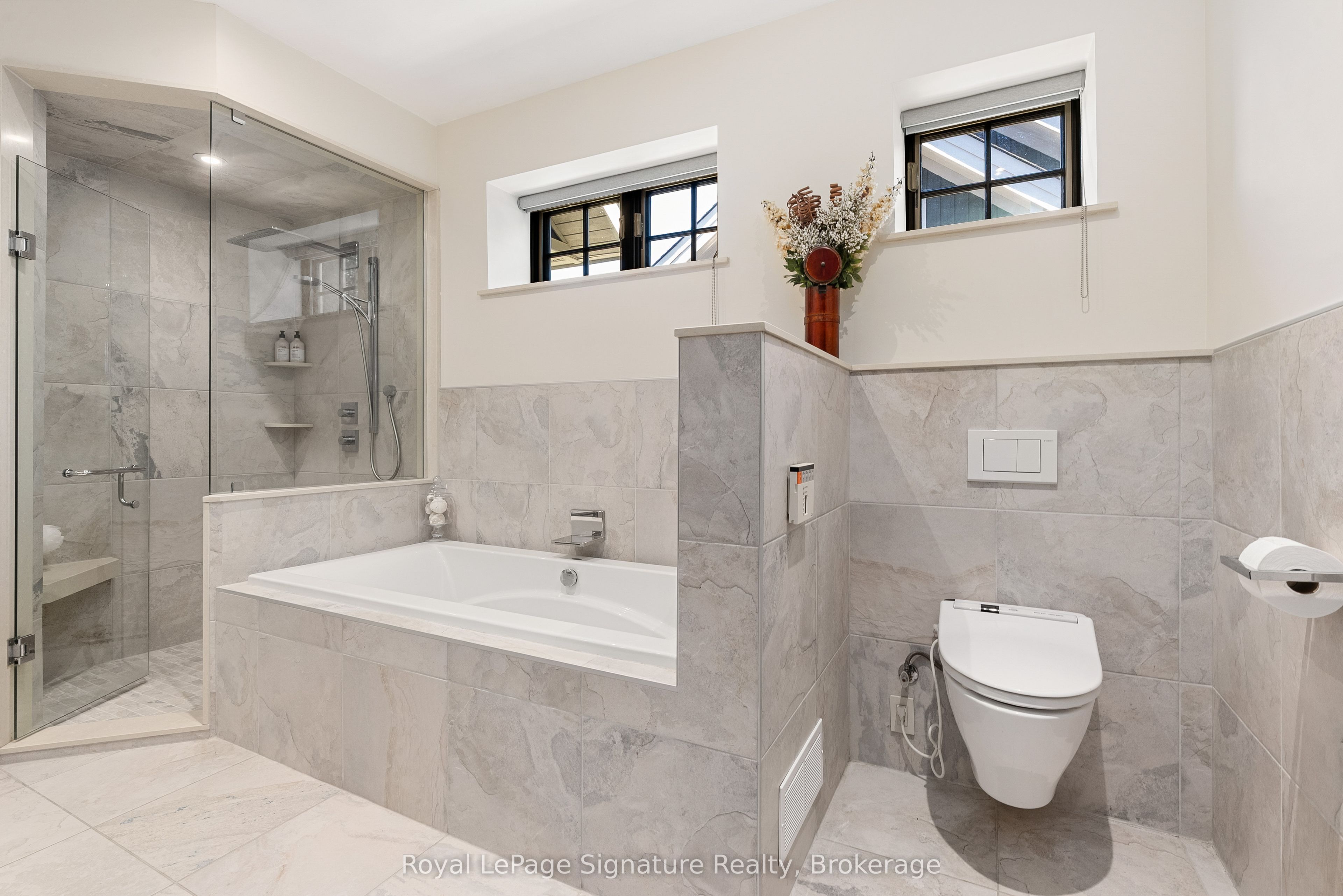 108 Mcmullen Court Property Photo 18