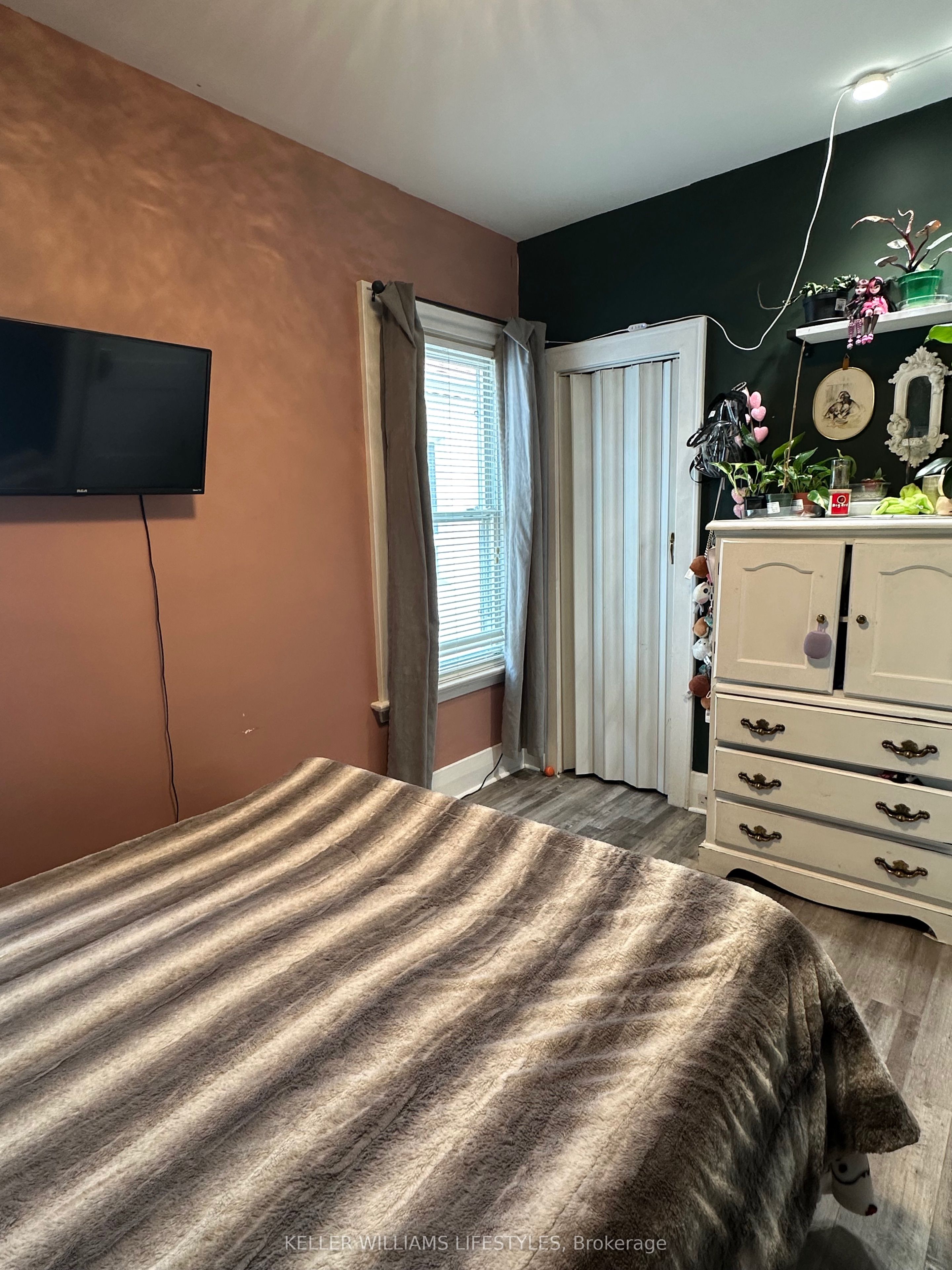 93 Homan Street Property Photo 10