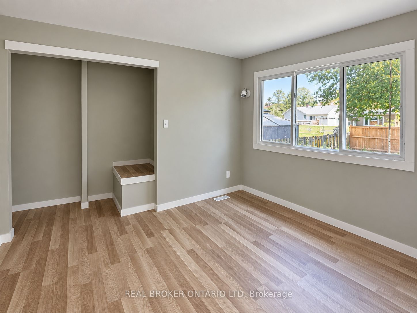 31 Myrtle Street Property Photo 6