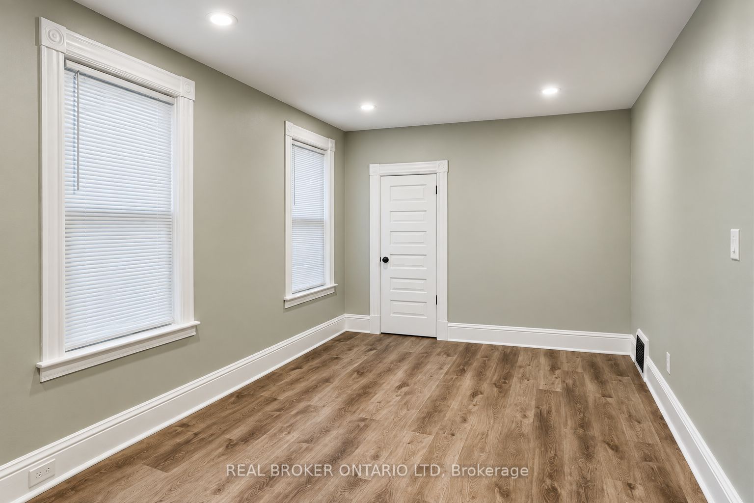 31 Myrtle Street Property Photo 8