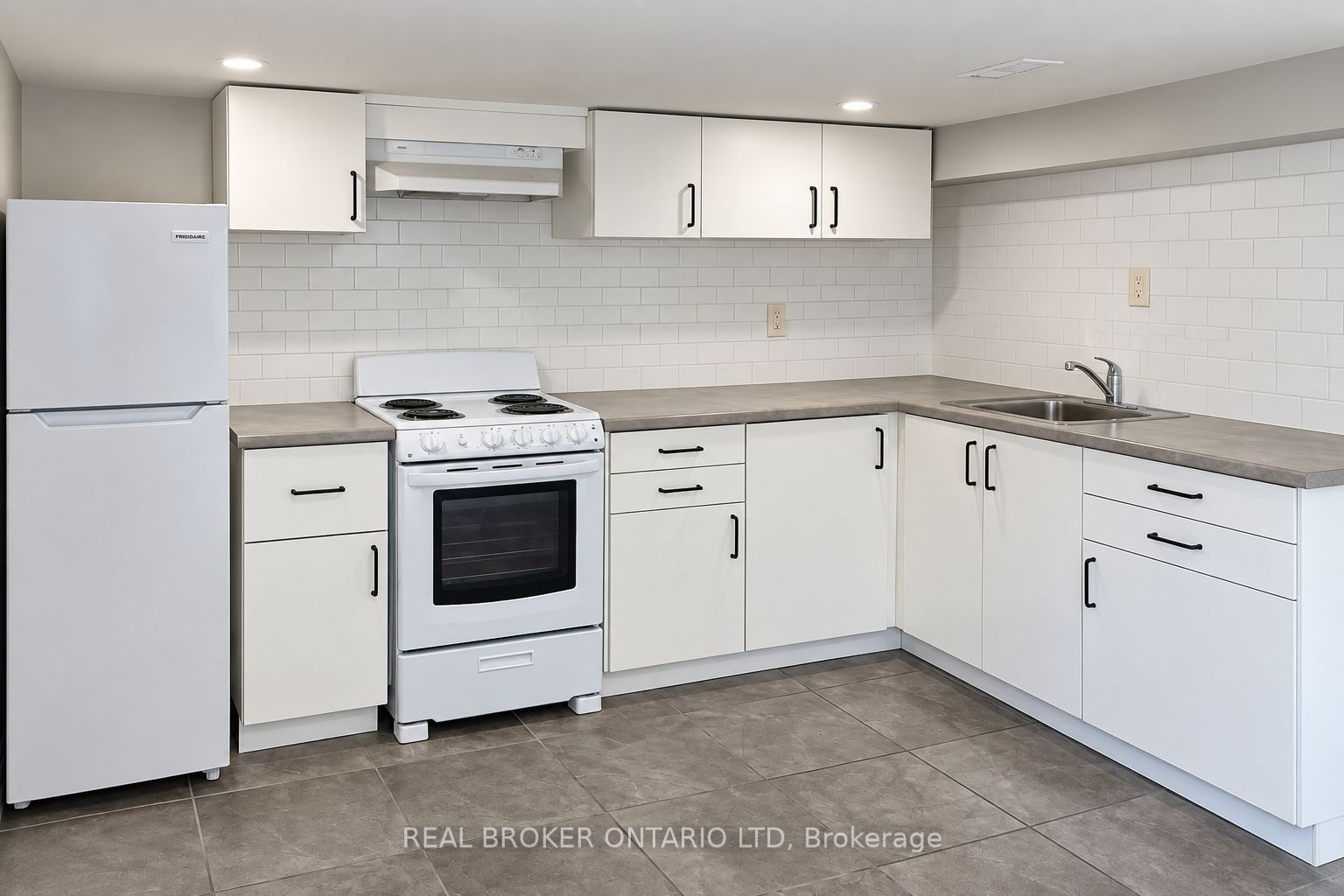 31 Myrtle Street Property Photo 14