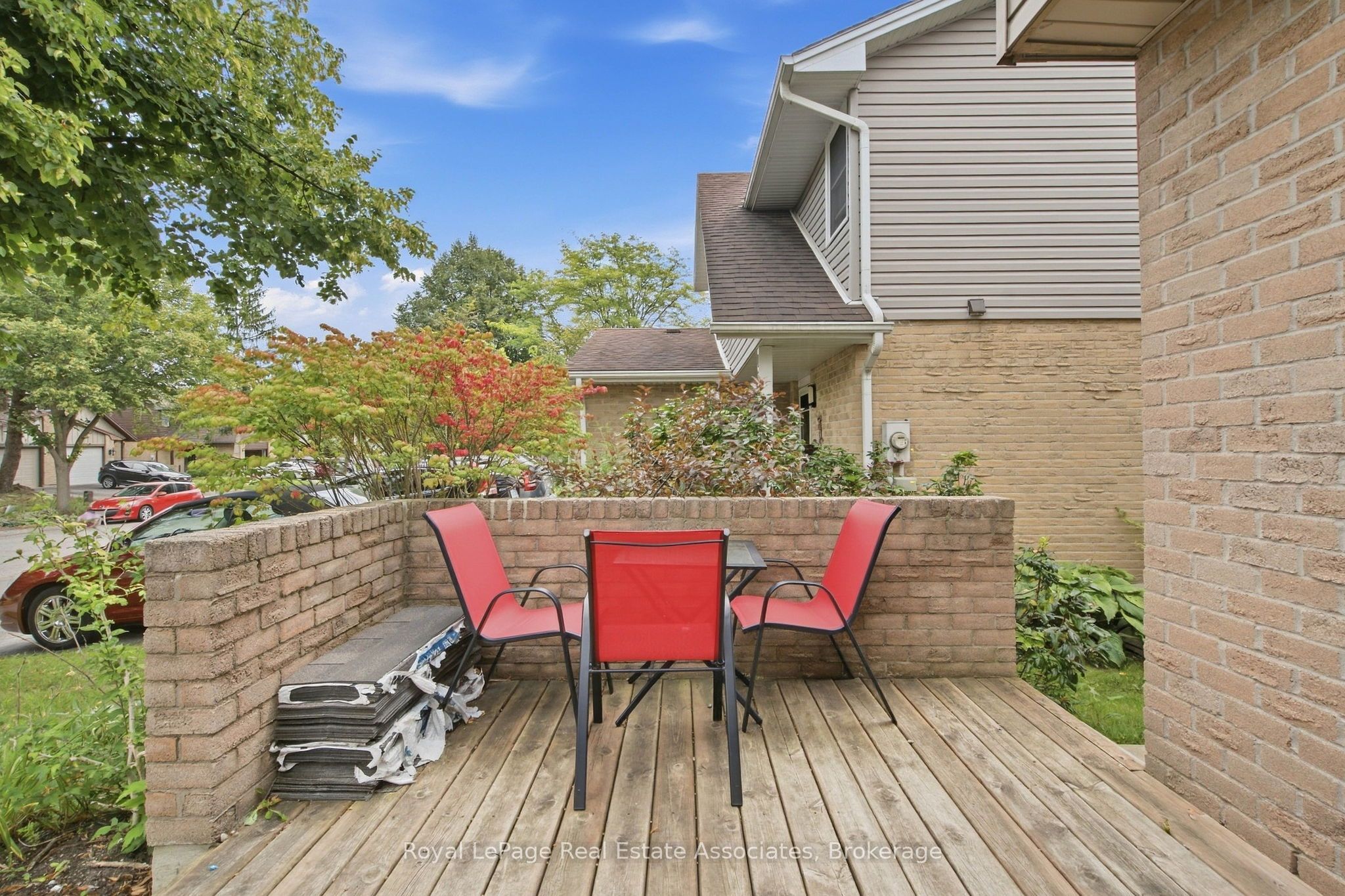 1693 Attawandaron Road Property Photo 6