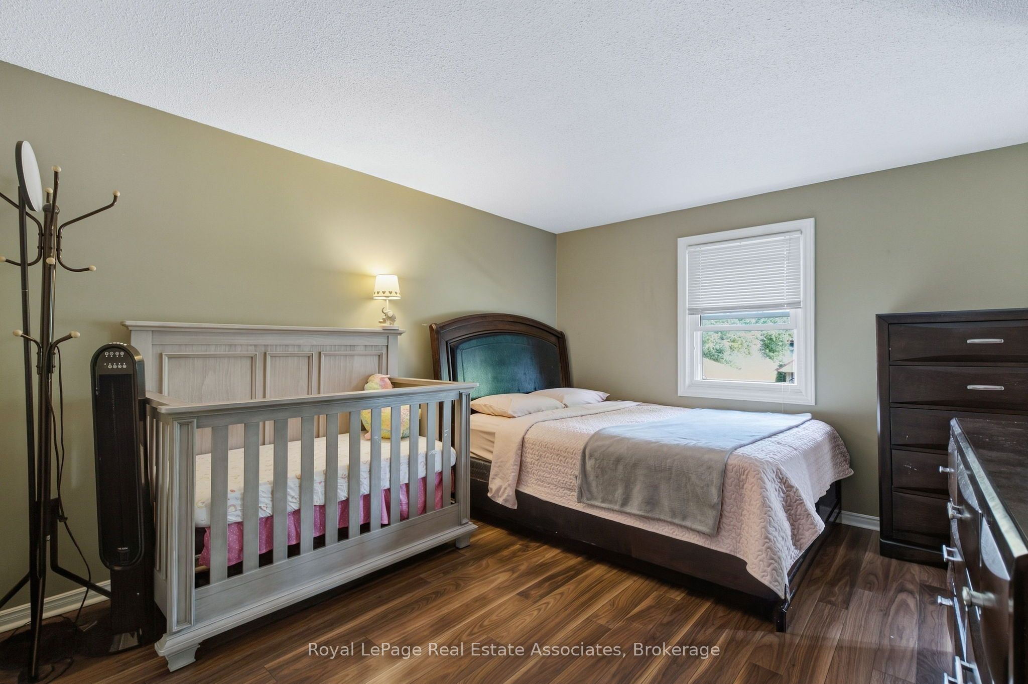 1693 Attawandaron Road Property Photo 21