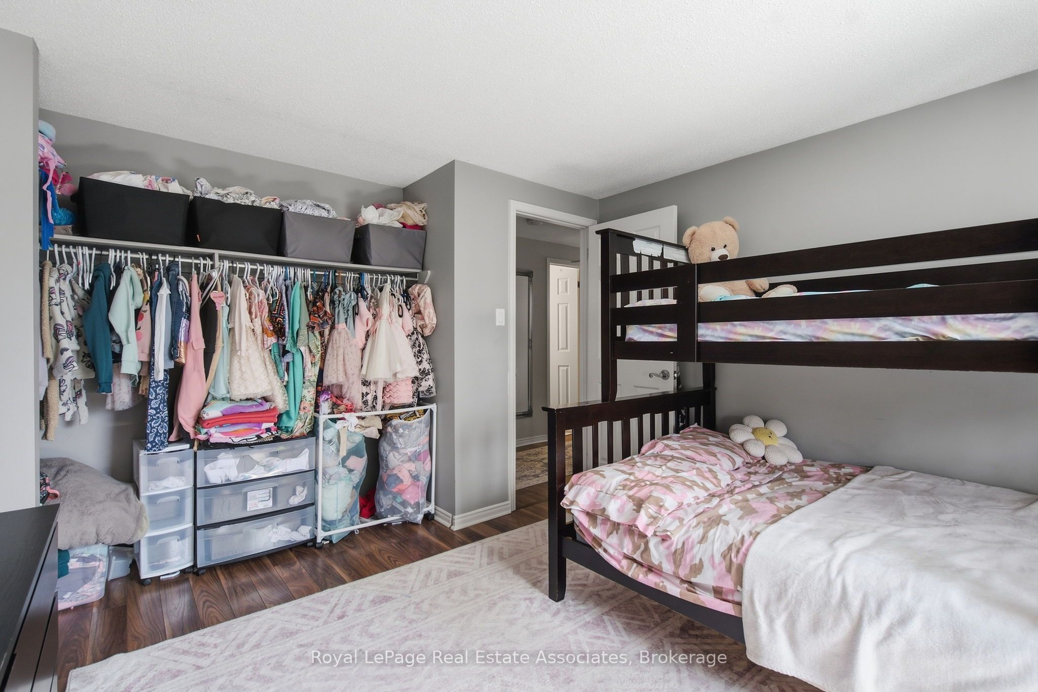 1693 Attawandaron Road Property Photo 25