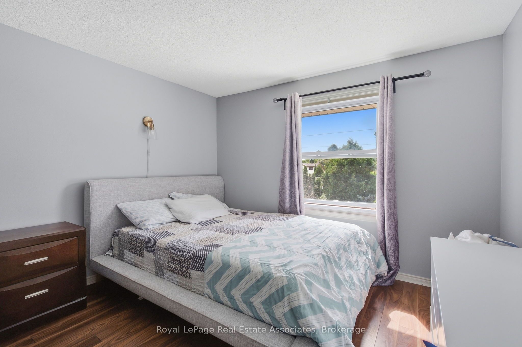1693 Attawandaron Road Property Photo 26