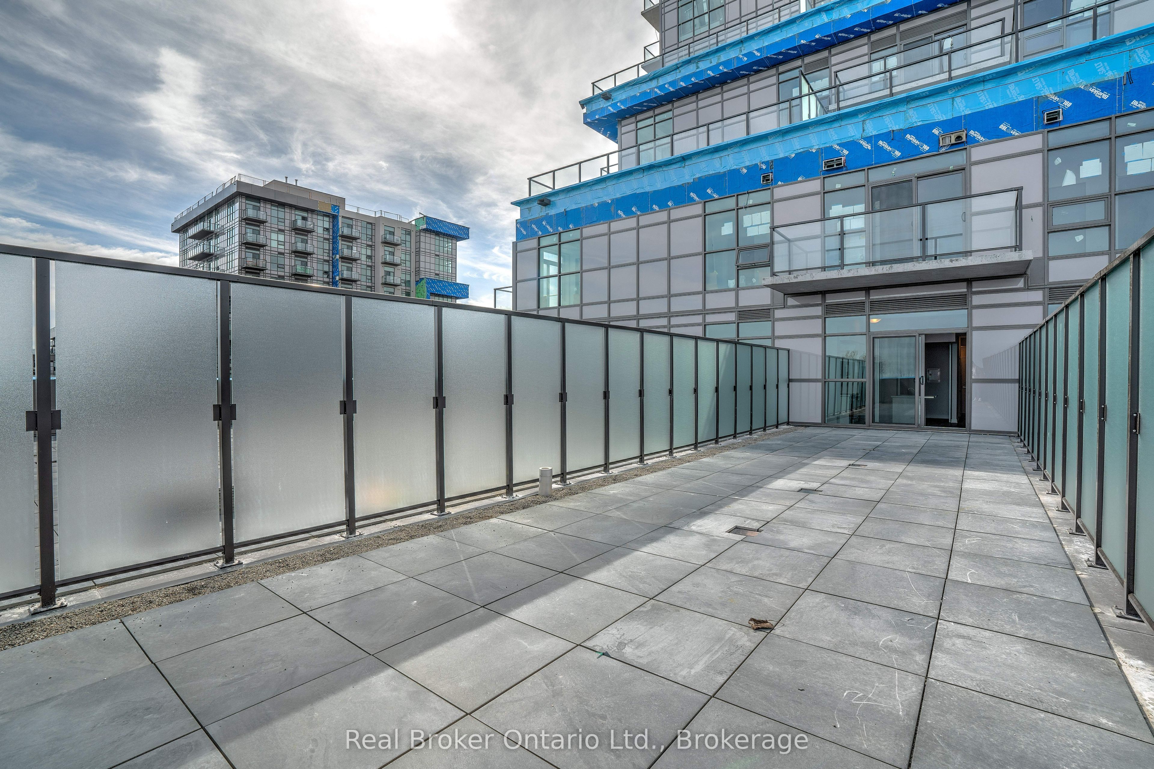 470 Dundas Street E 516 Property Photo 1