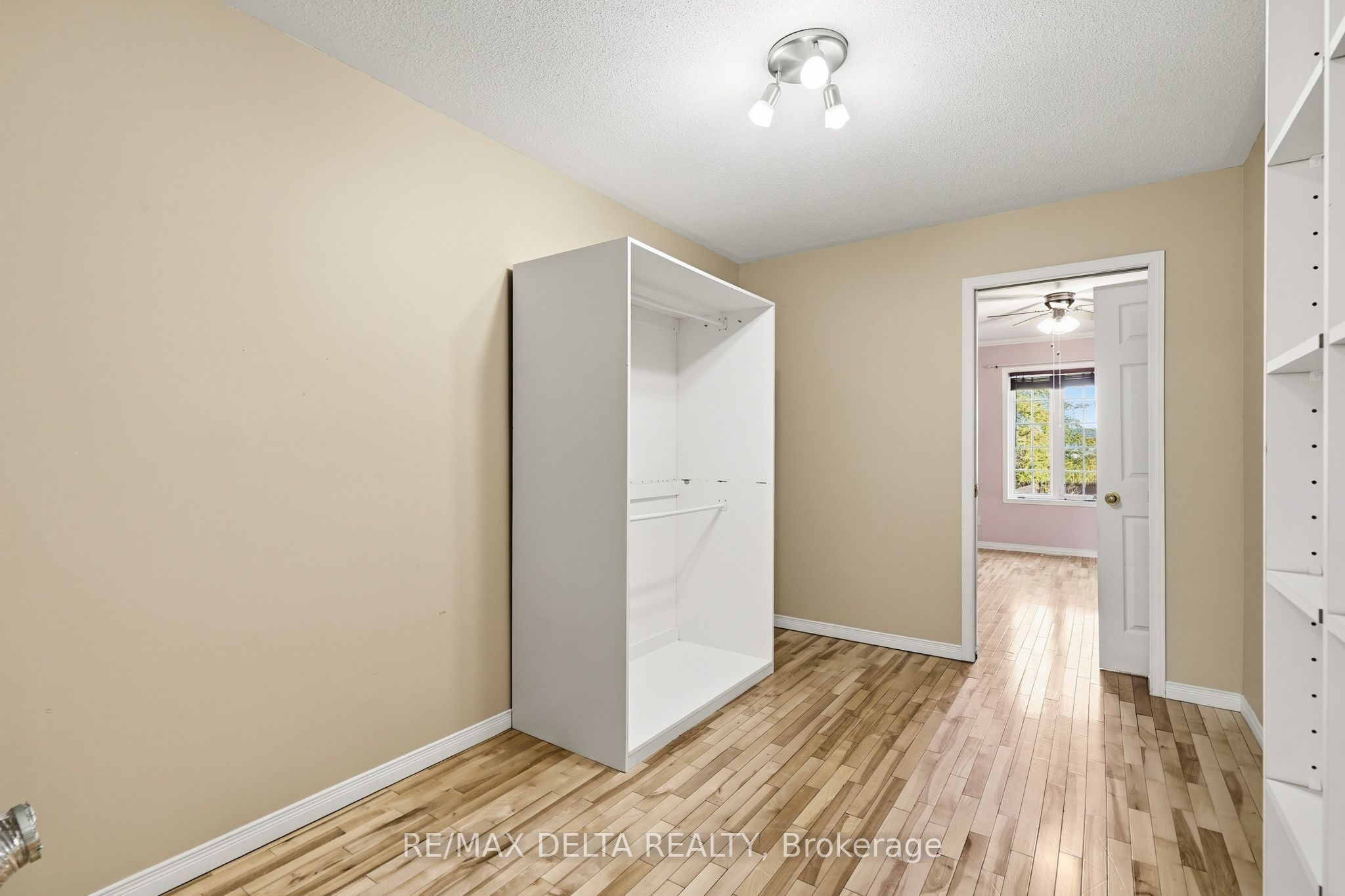 851 Nelson Street W Property Photo 18