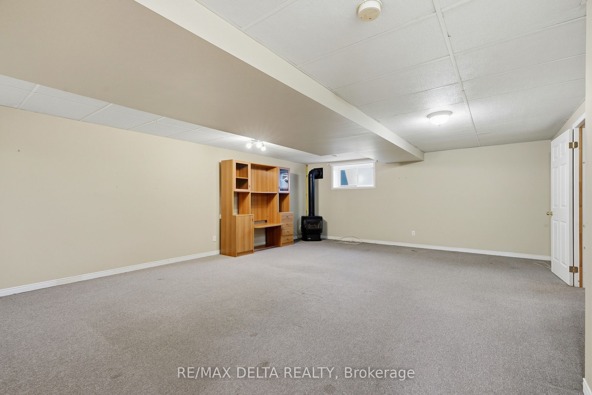 851 Nelson Street W Property Photo 24