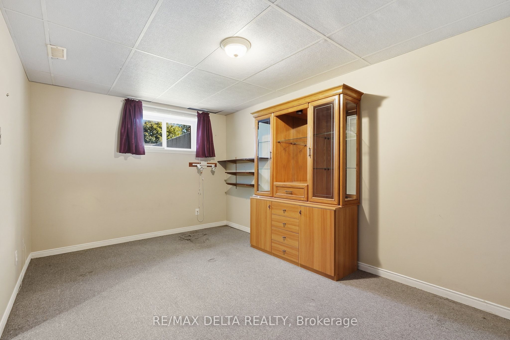 851 Nelson Street W Property Photo 27