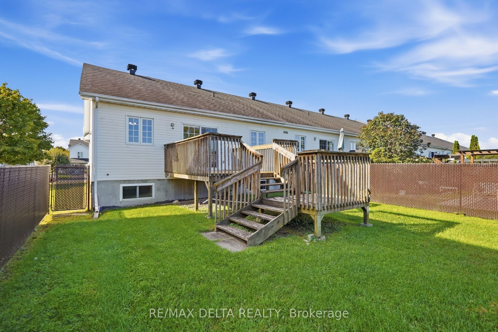 851 Nelson Street W Property Photo 32