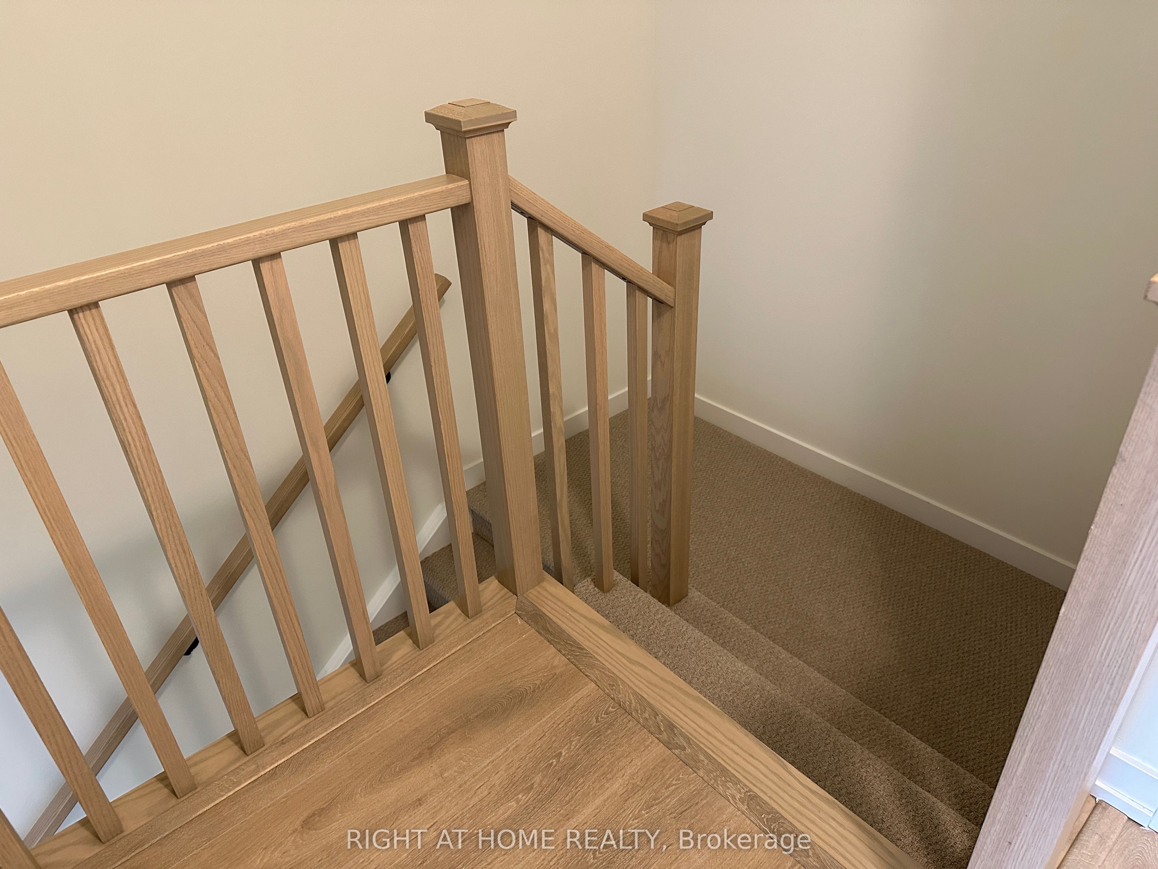 160 Densmore Road 1204 Property Photo 14