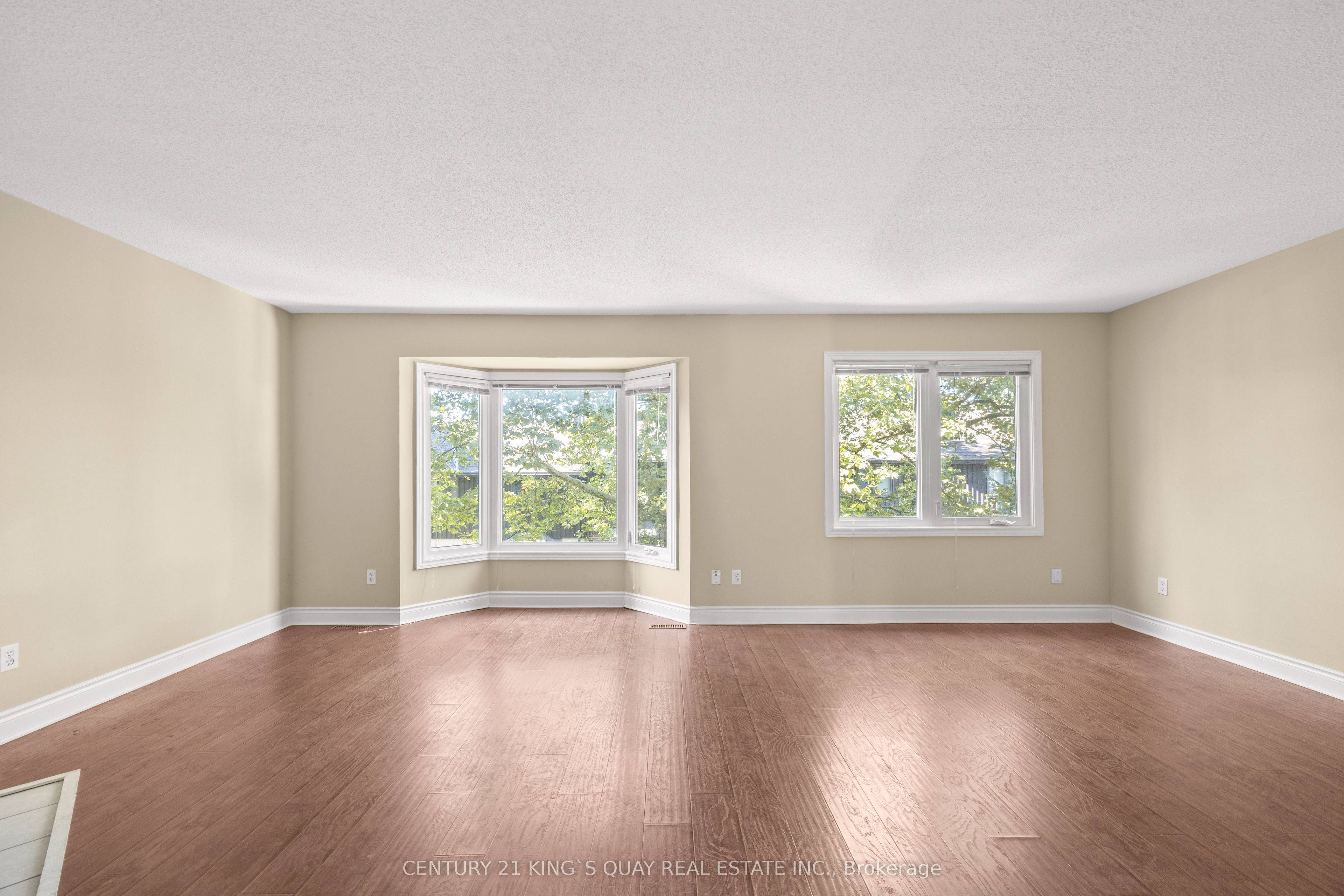 1548 Richmond Street 31 Property Photo 17