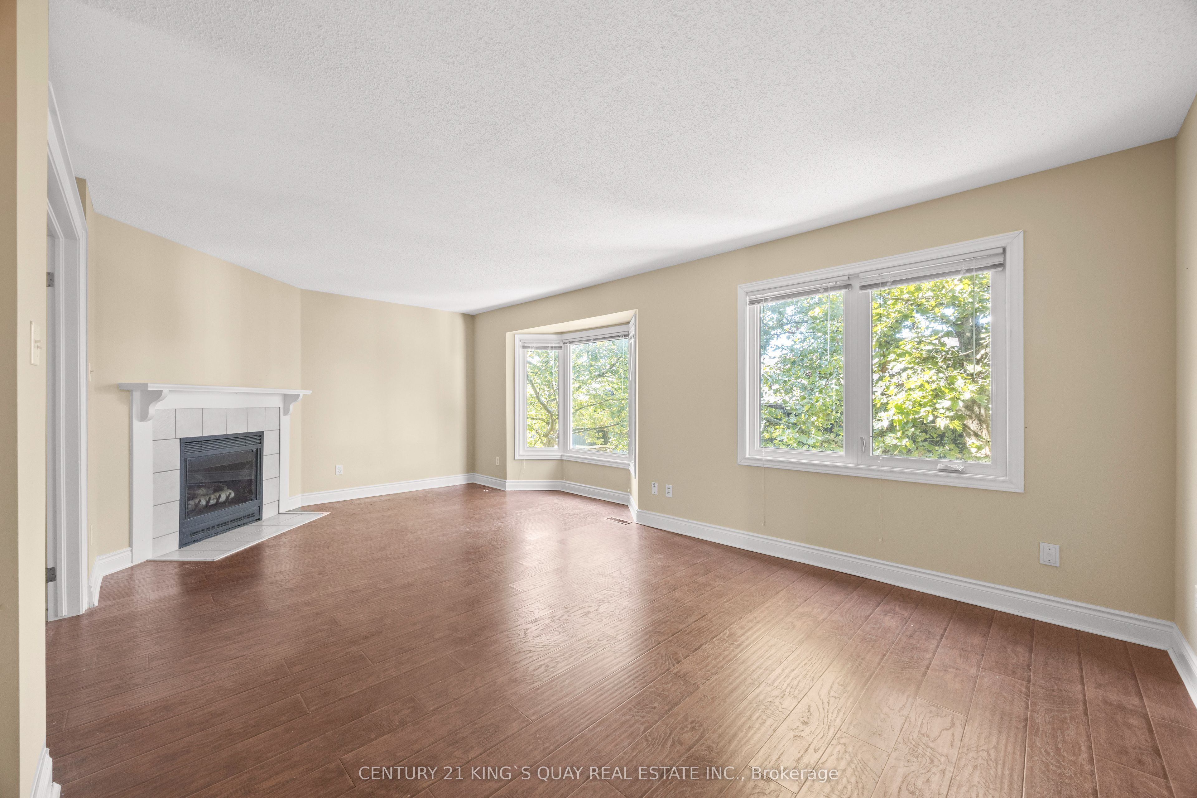 1548 Richmond Street 31 Property Photo 18