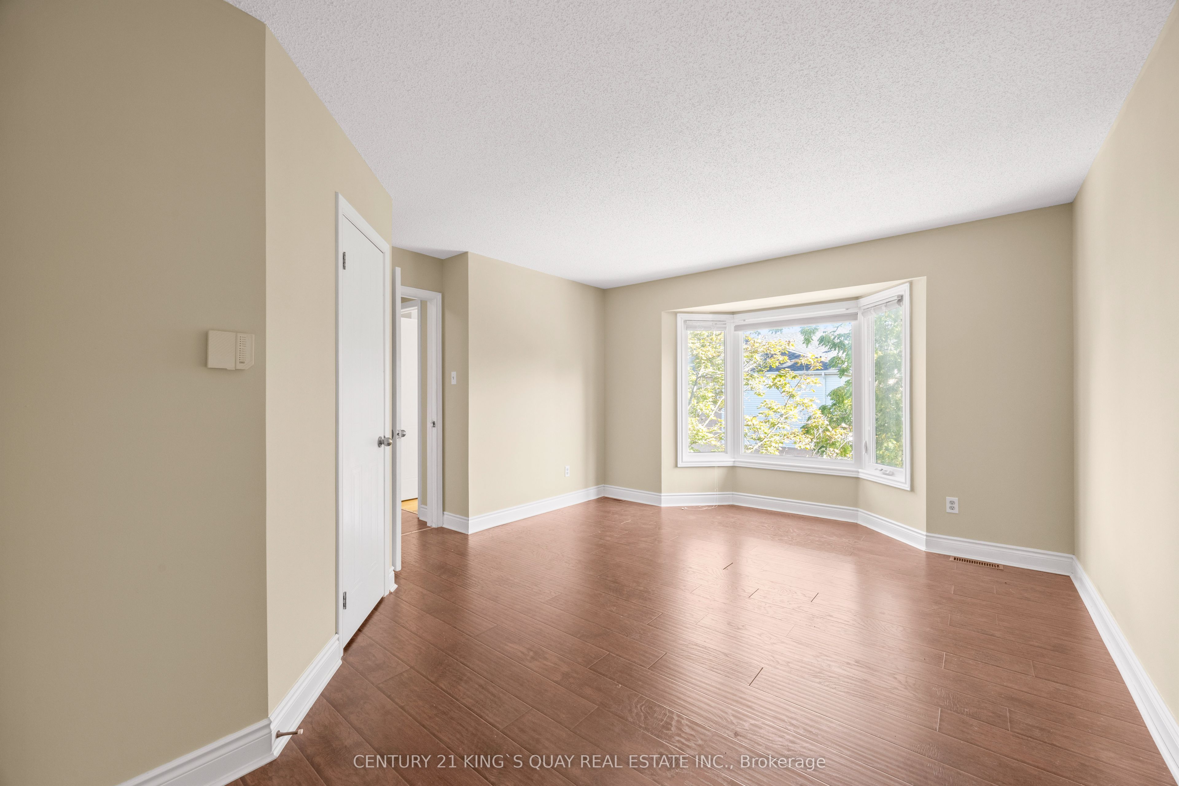 1548 Richmond Street 31 Property Photo 25