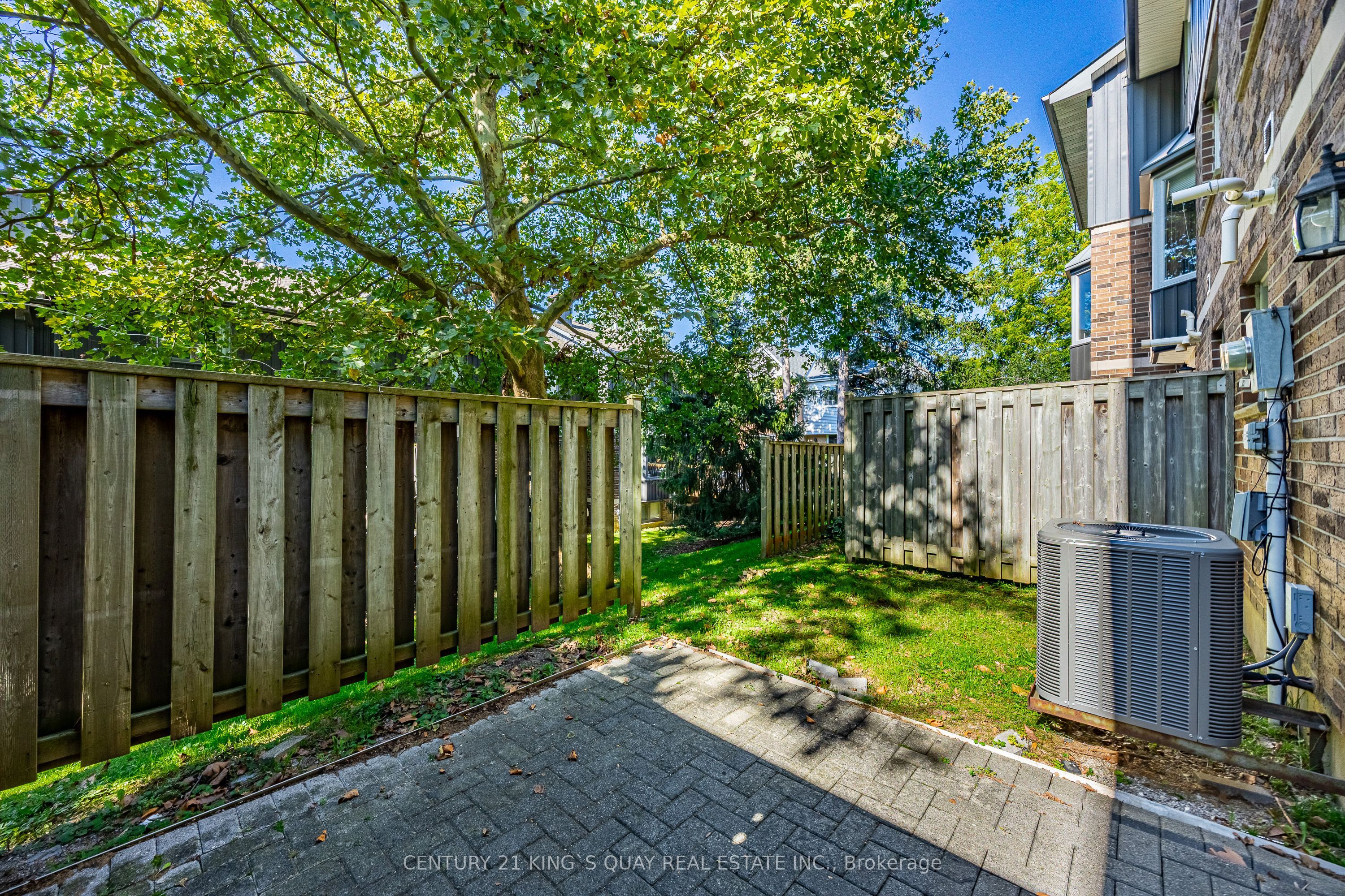 1548 Richmond Street 31 Property Photo 37