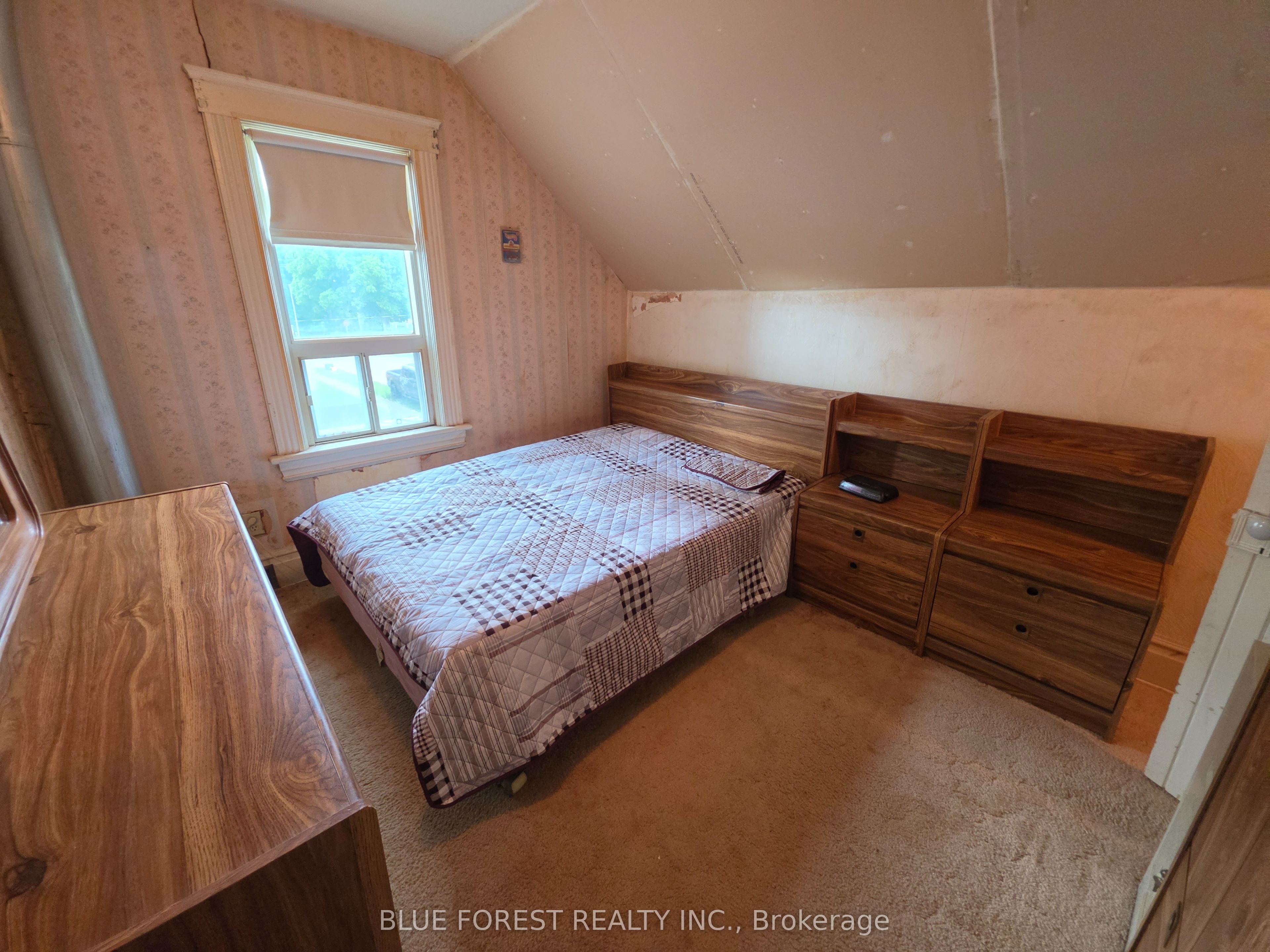 248 Ridout Street Property Photo 29