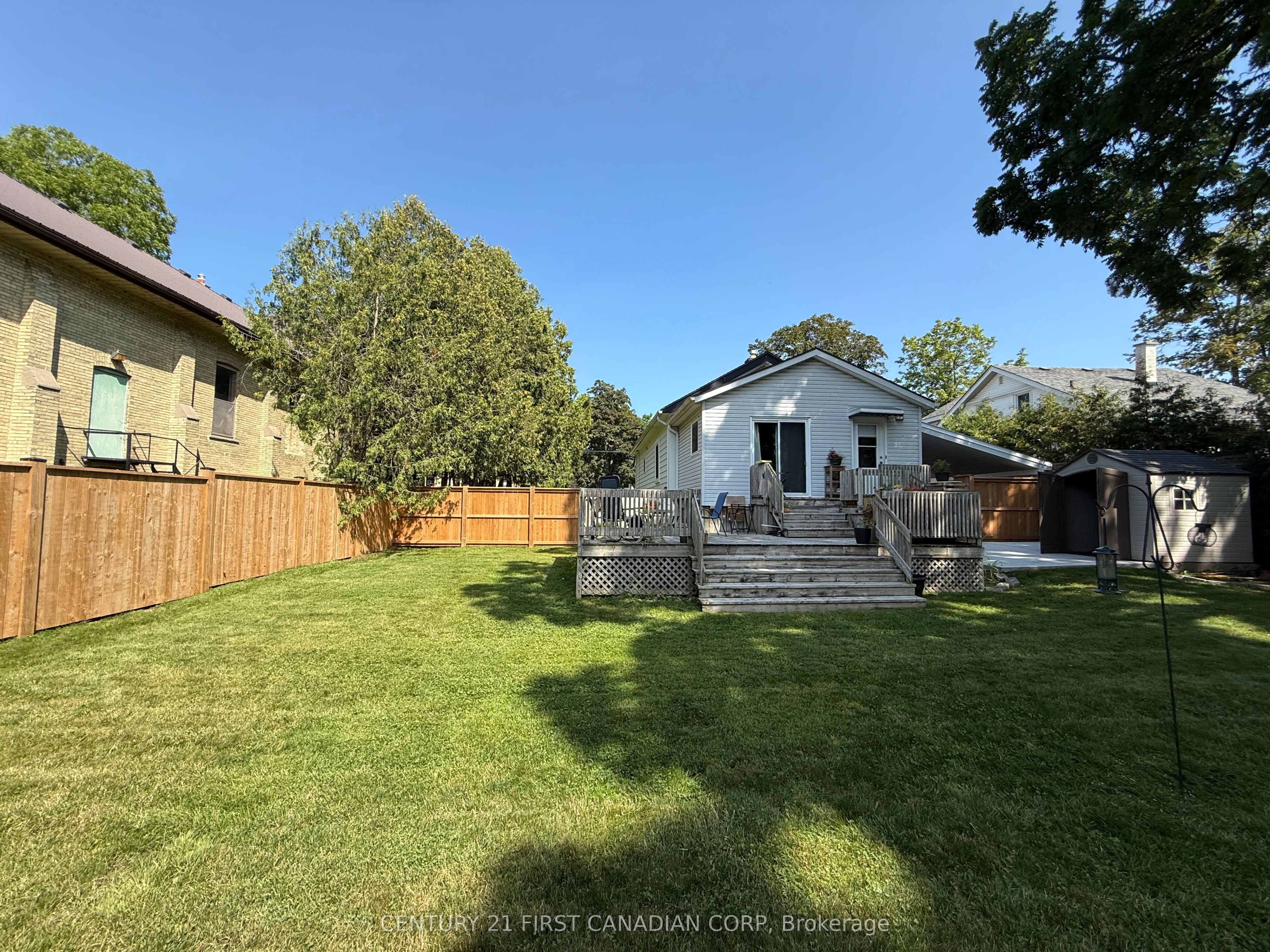 4073 Catherine Street Property Photo 31