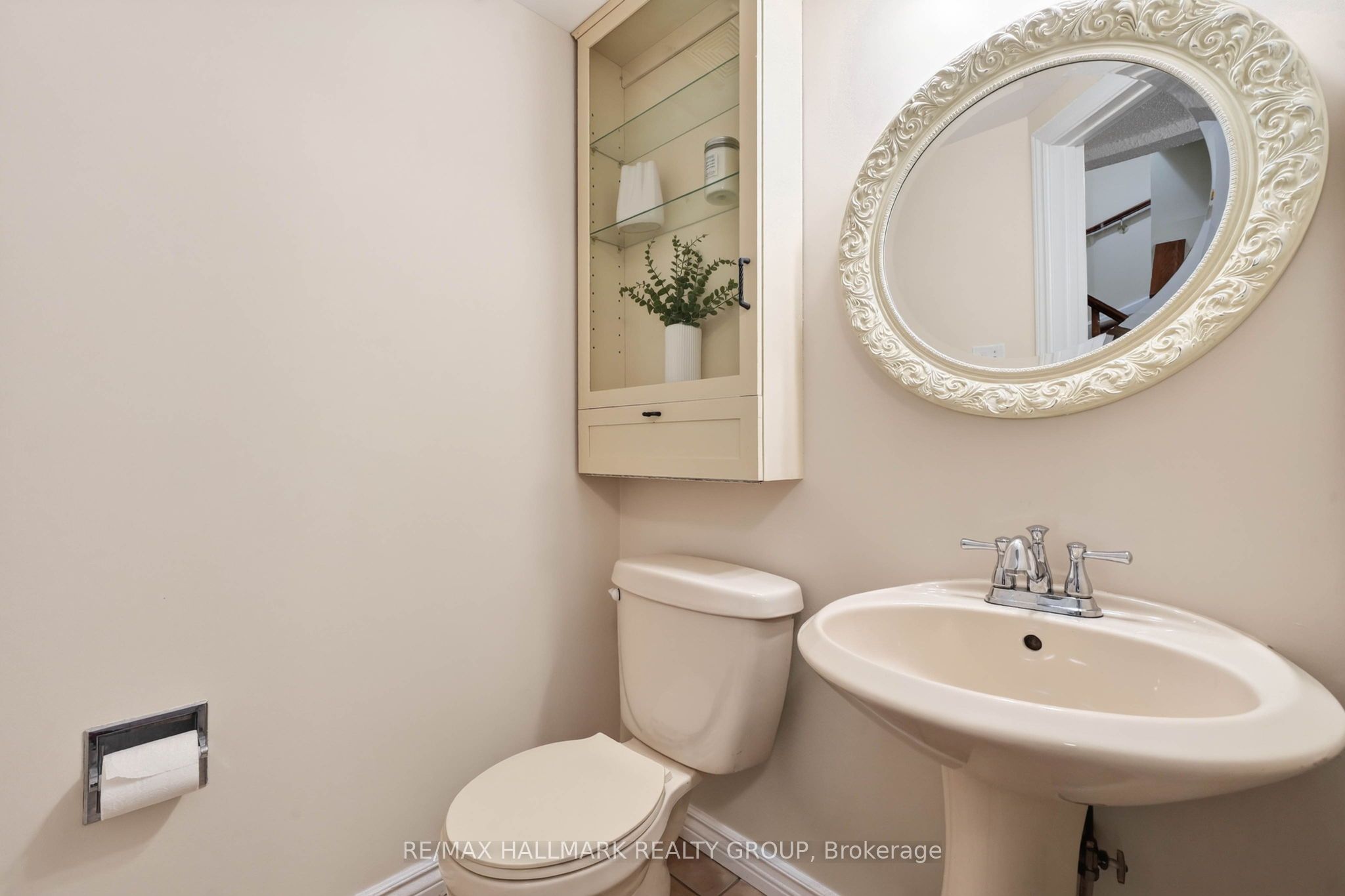 385 Princess Louise Drive Property Photo 14