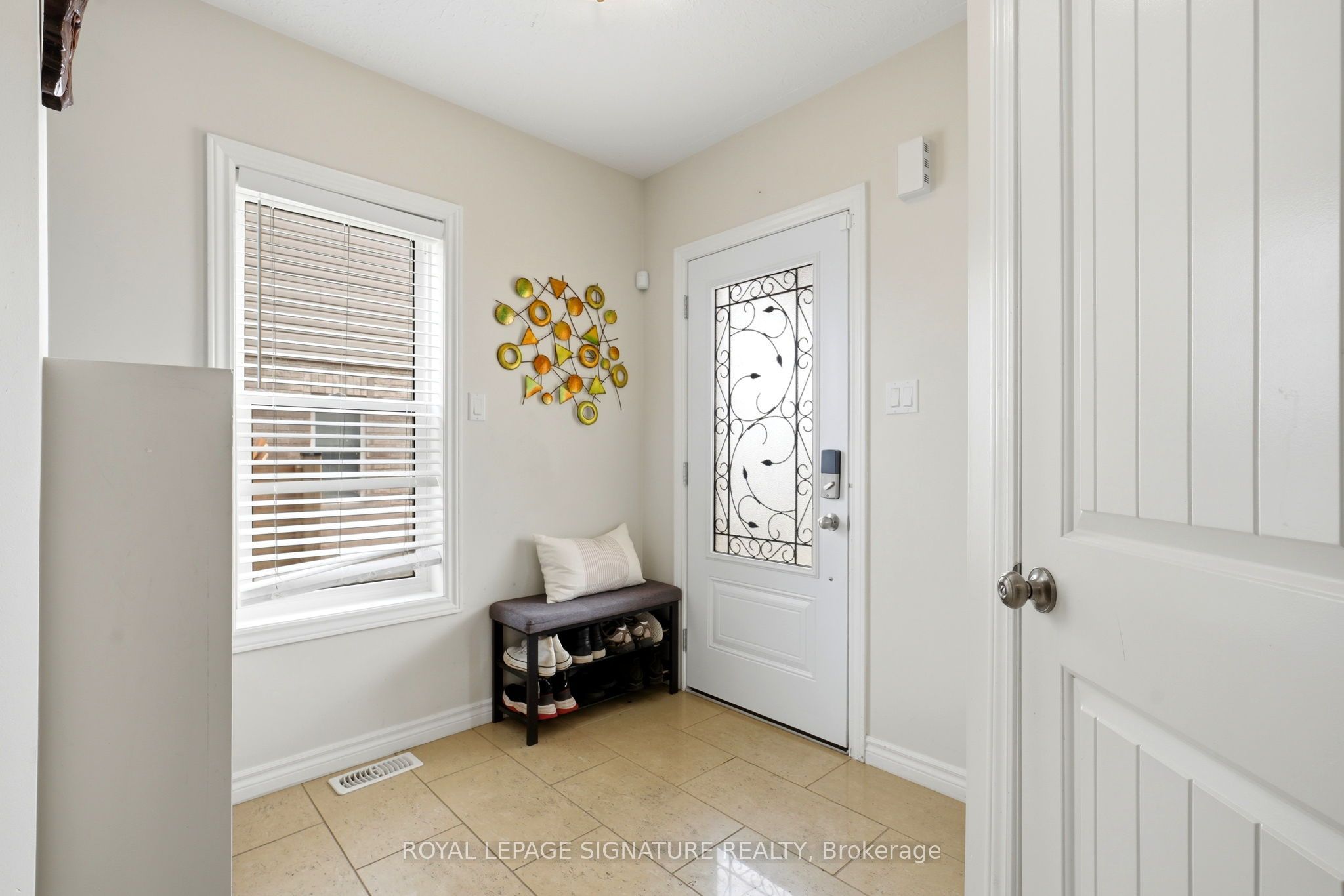 517 Victoria Street Property Photo 4