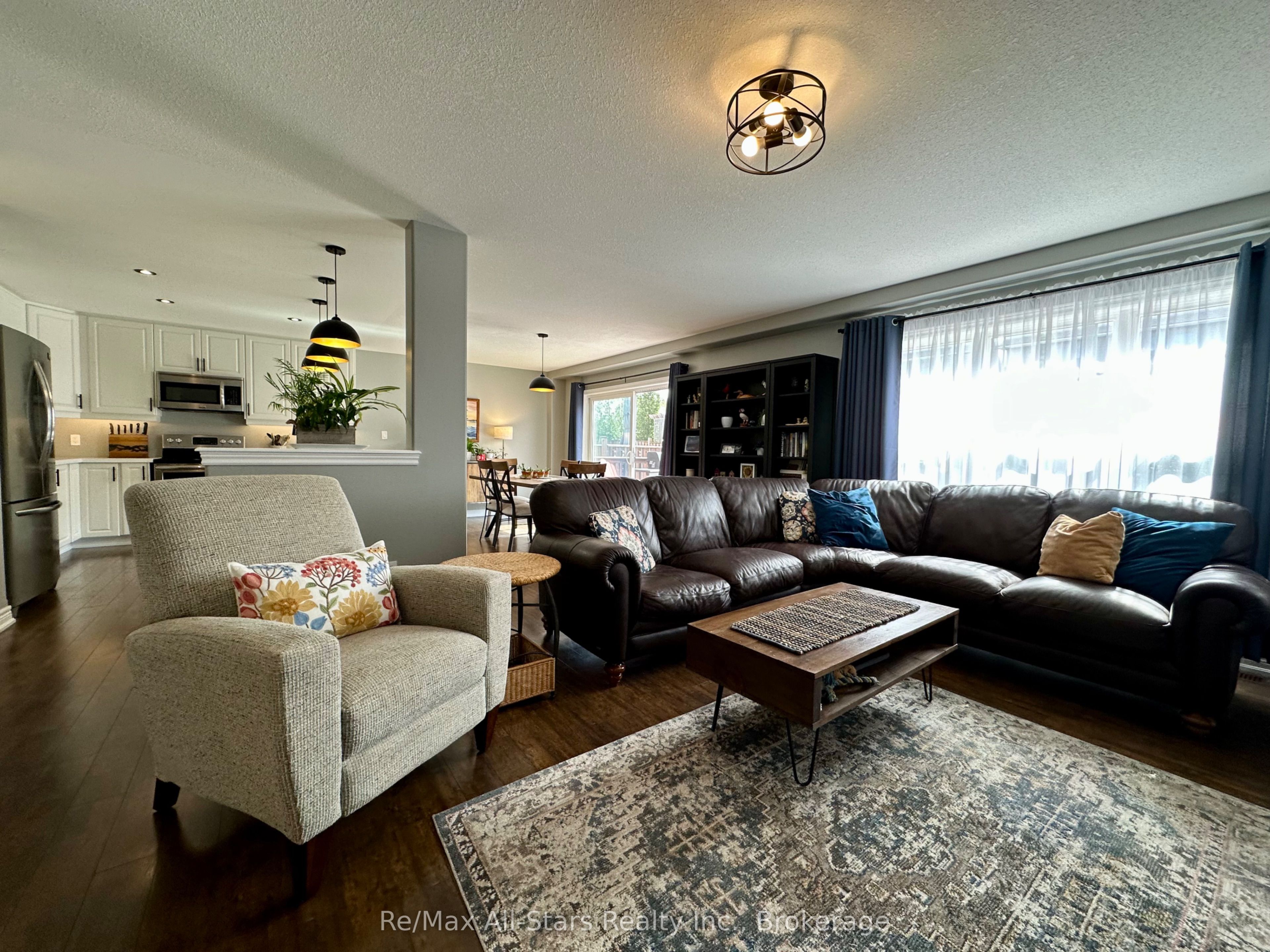9 Briarwood Avenue Property Photo 5