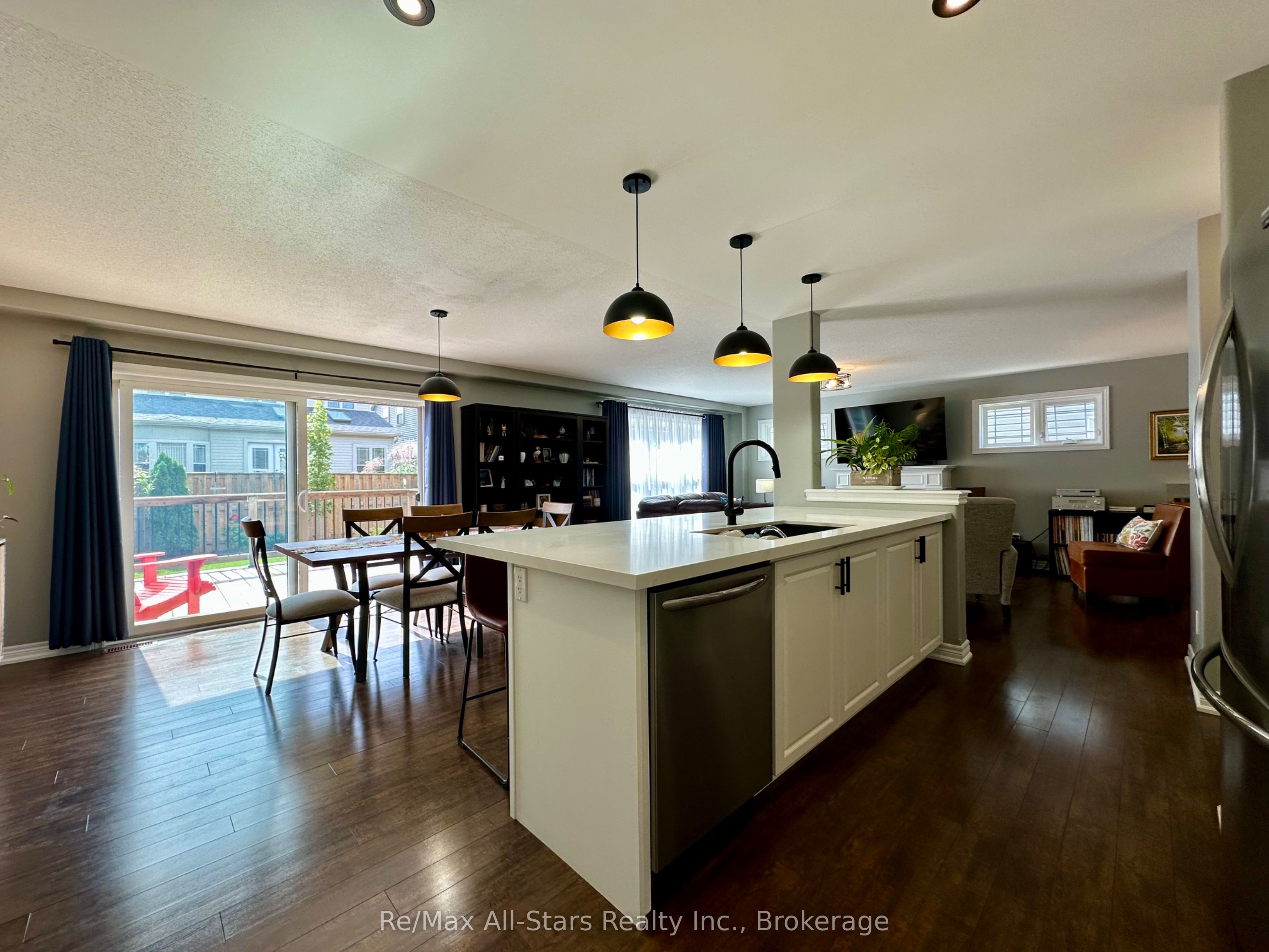 9 Briarwood Avenue Property Photo 17