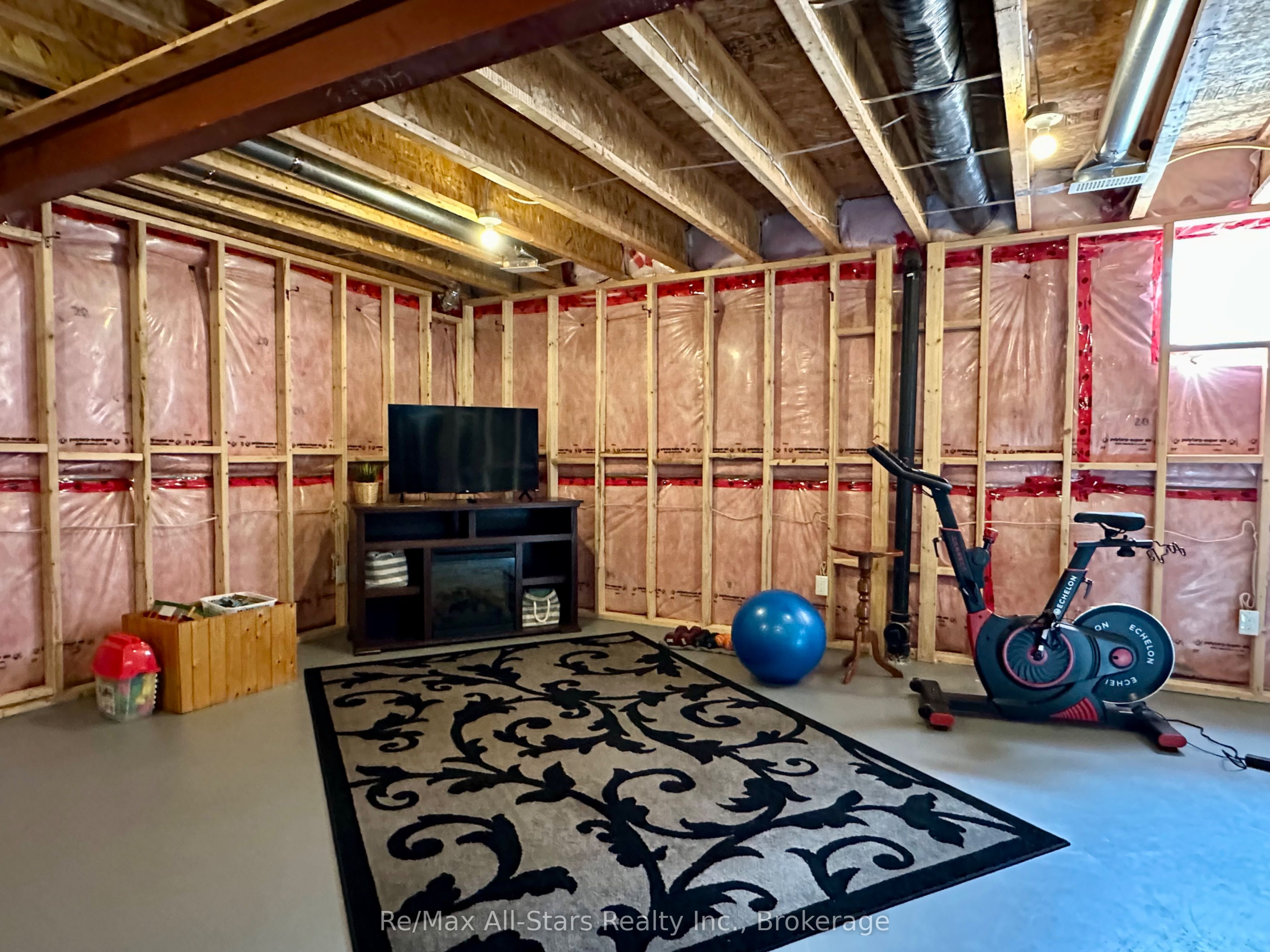 9 Briarwood Avenue Property Photo 32