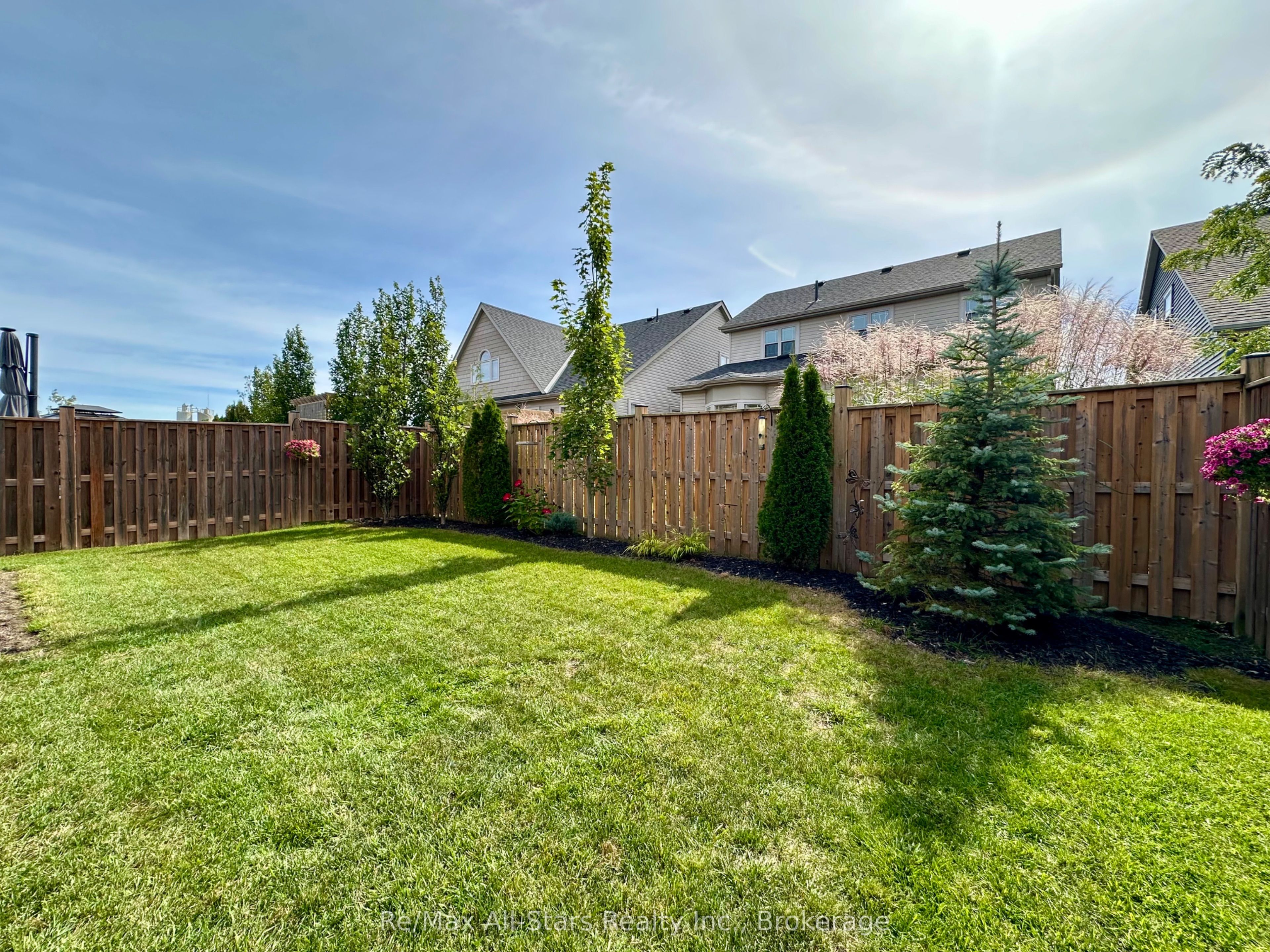 9 Briarwood Avenue Property Photo 37