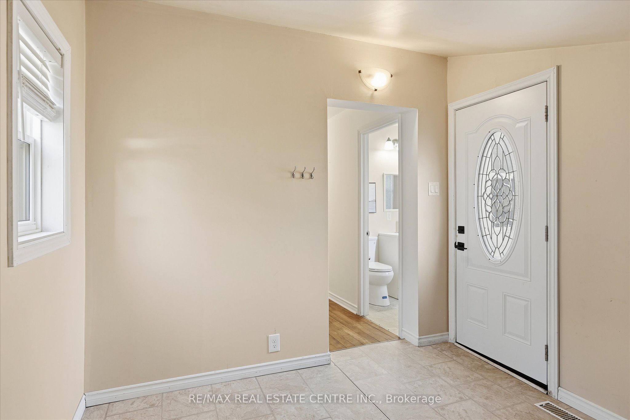 988 High Street Property Photo 19