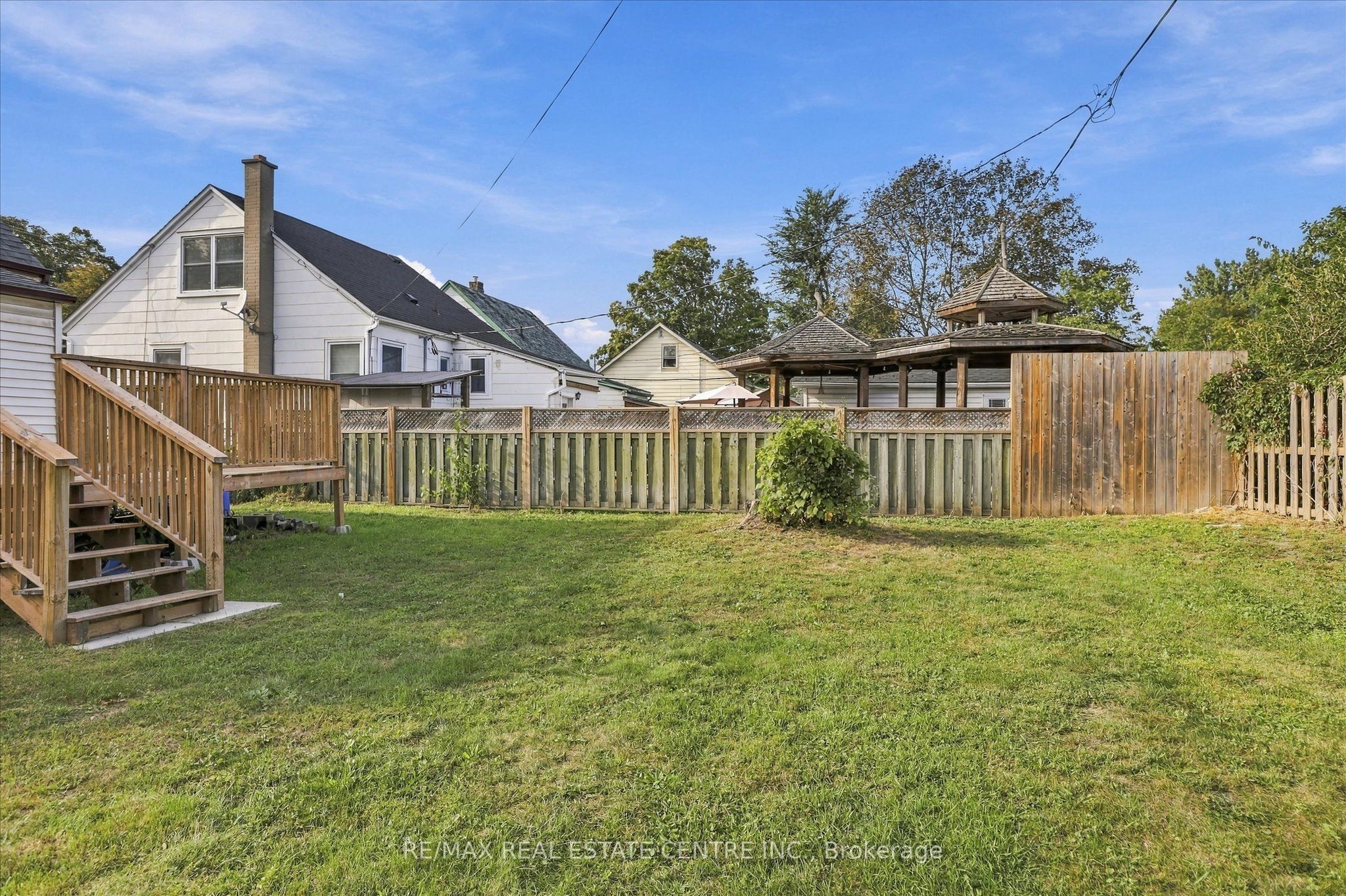 988 High Street Property Photo 35
