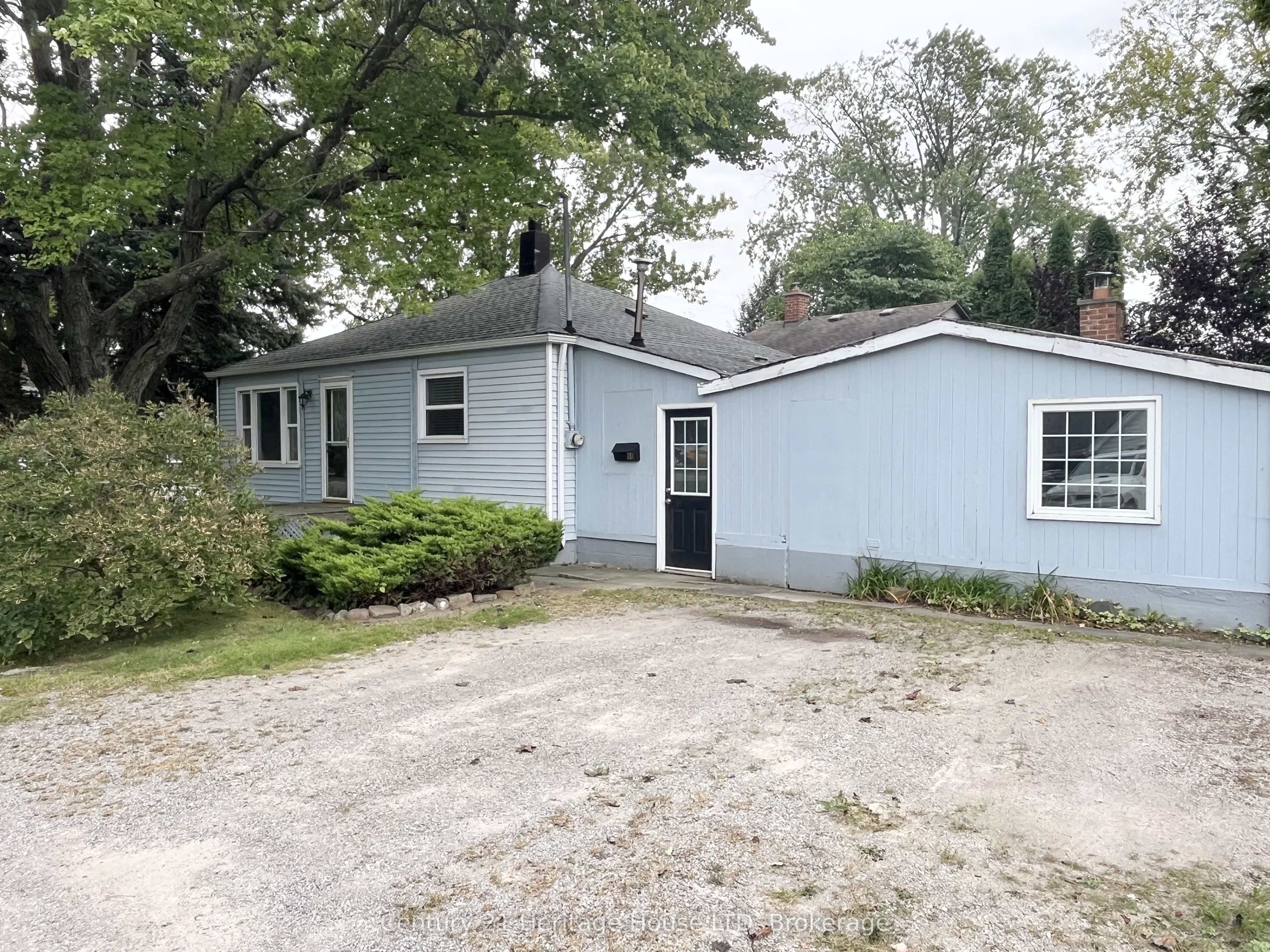 60 Watkins Street Property Photo 1