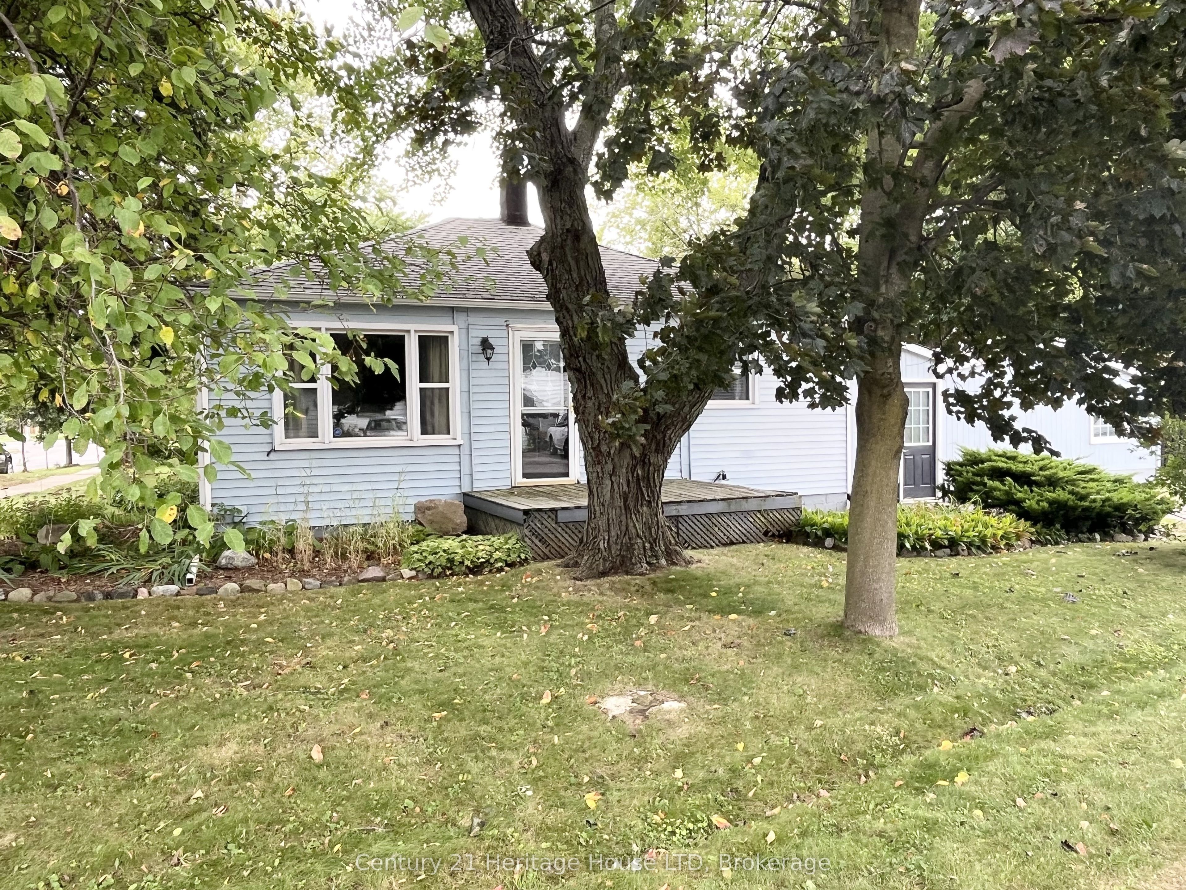 60 Watkins Street Property Photo 2