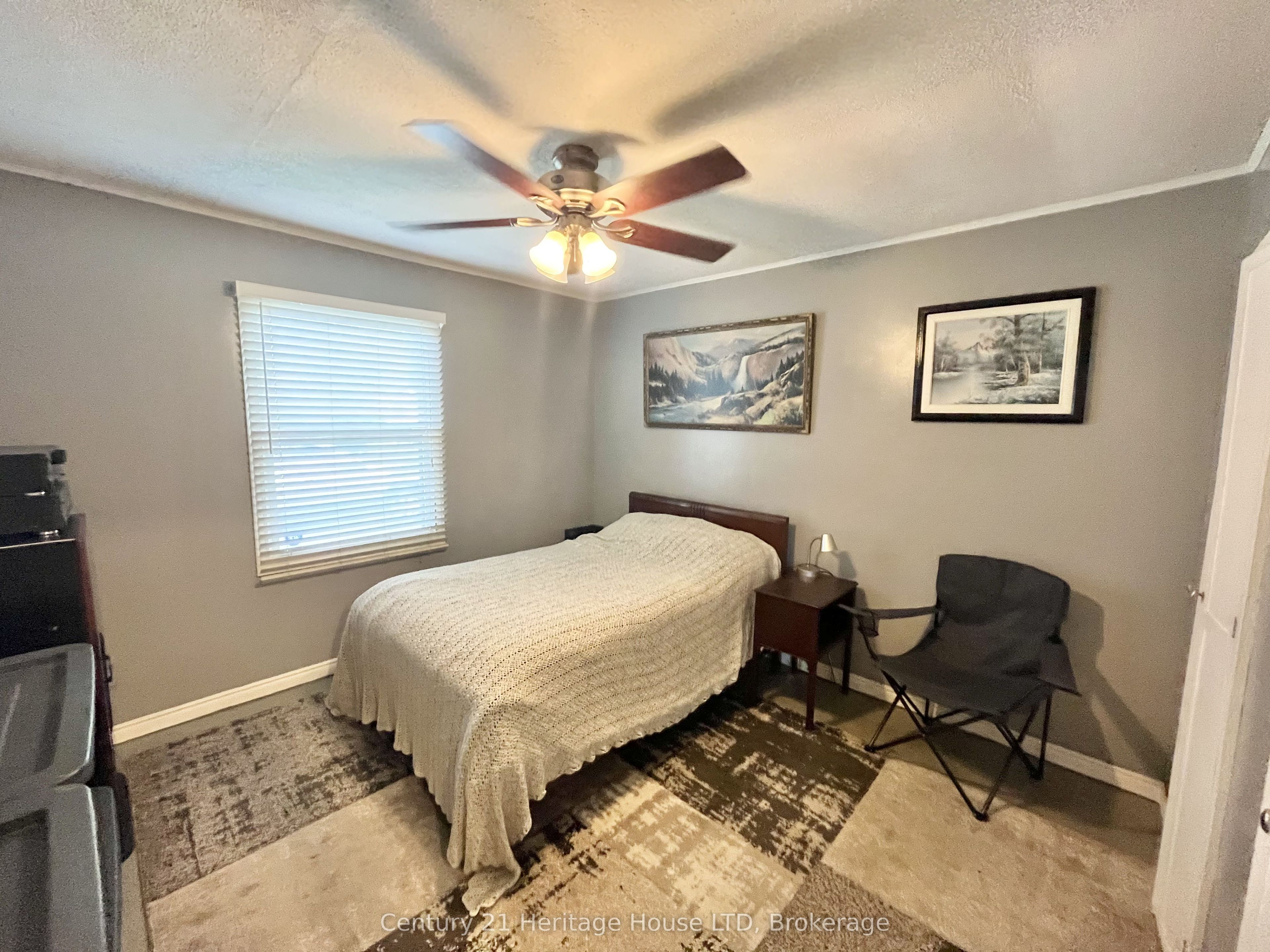60 Watkins Street Property Photo 11