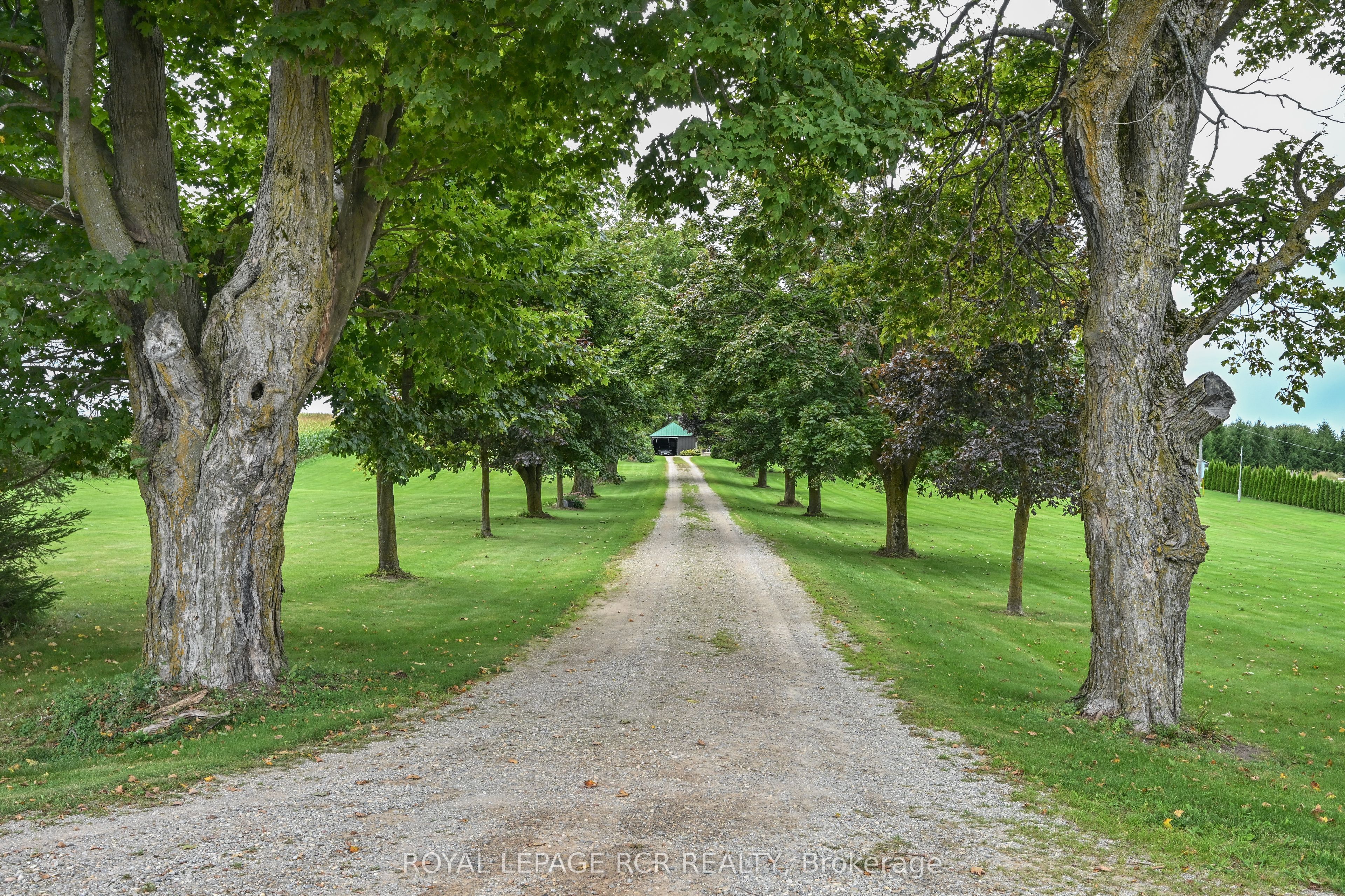 638394 Prince Of Wales Road Property Photo 4