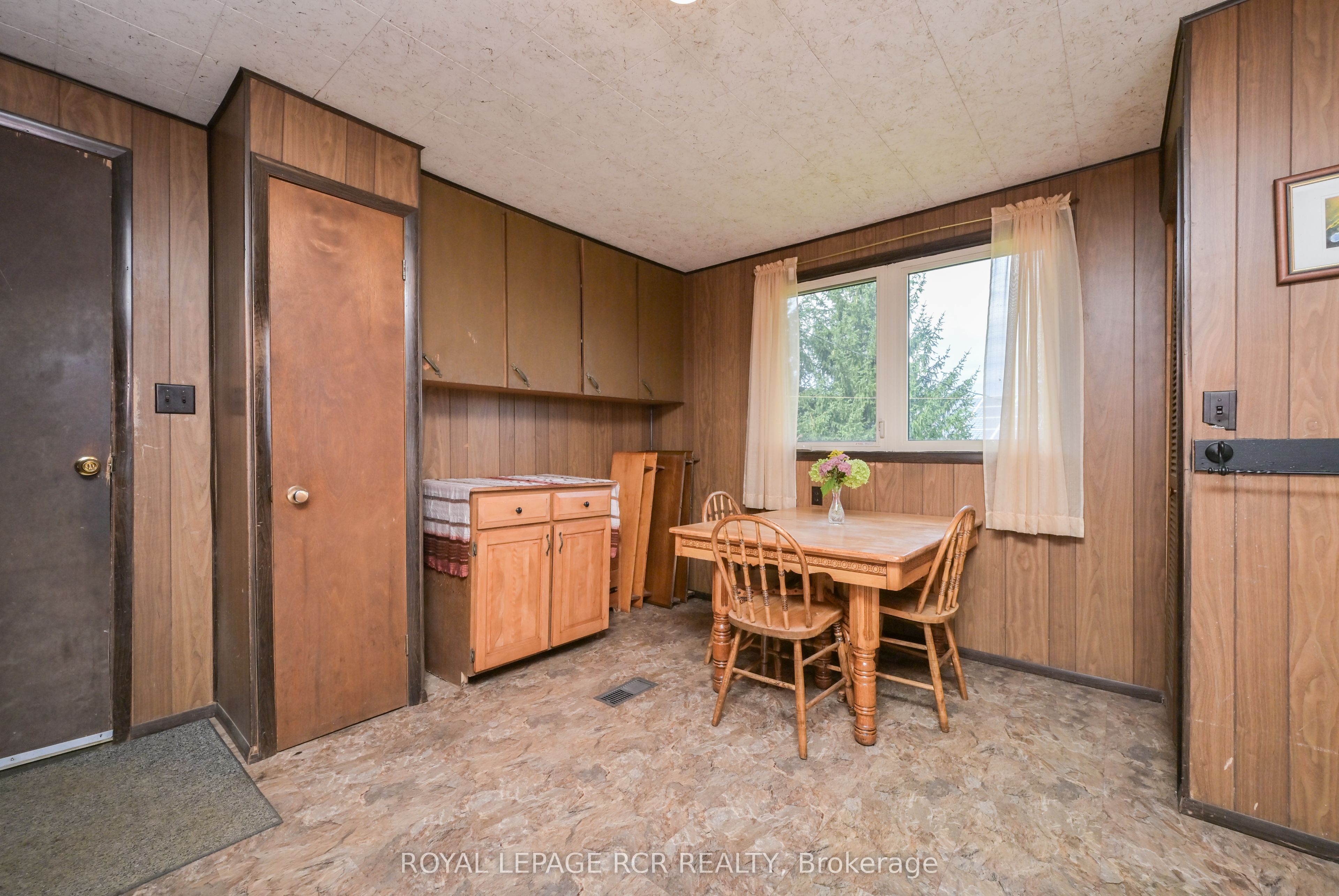 638394 Prince Of Wales Road Property Photo 16