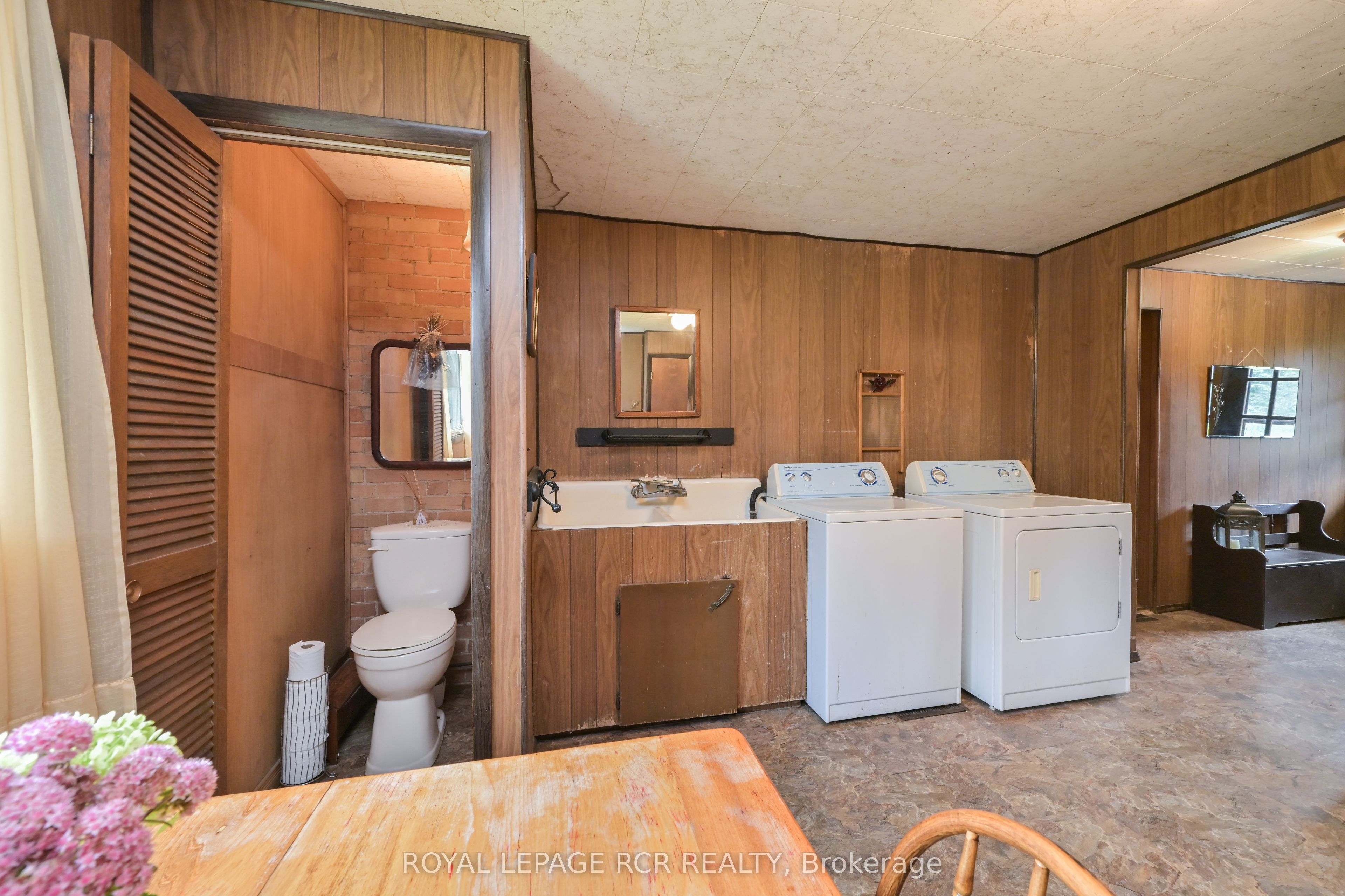 638394 Prince Of Wales Road Property Photo 17