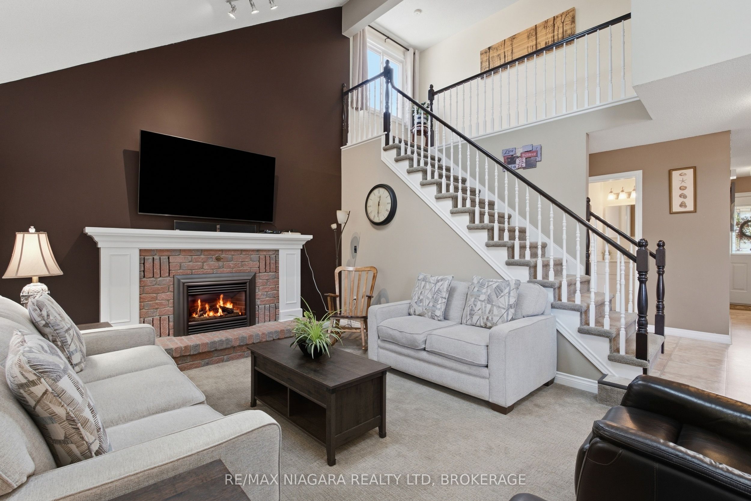 5 Thorn Place Property Photo 8
