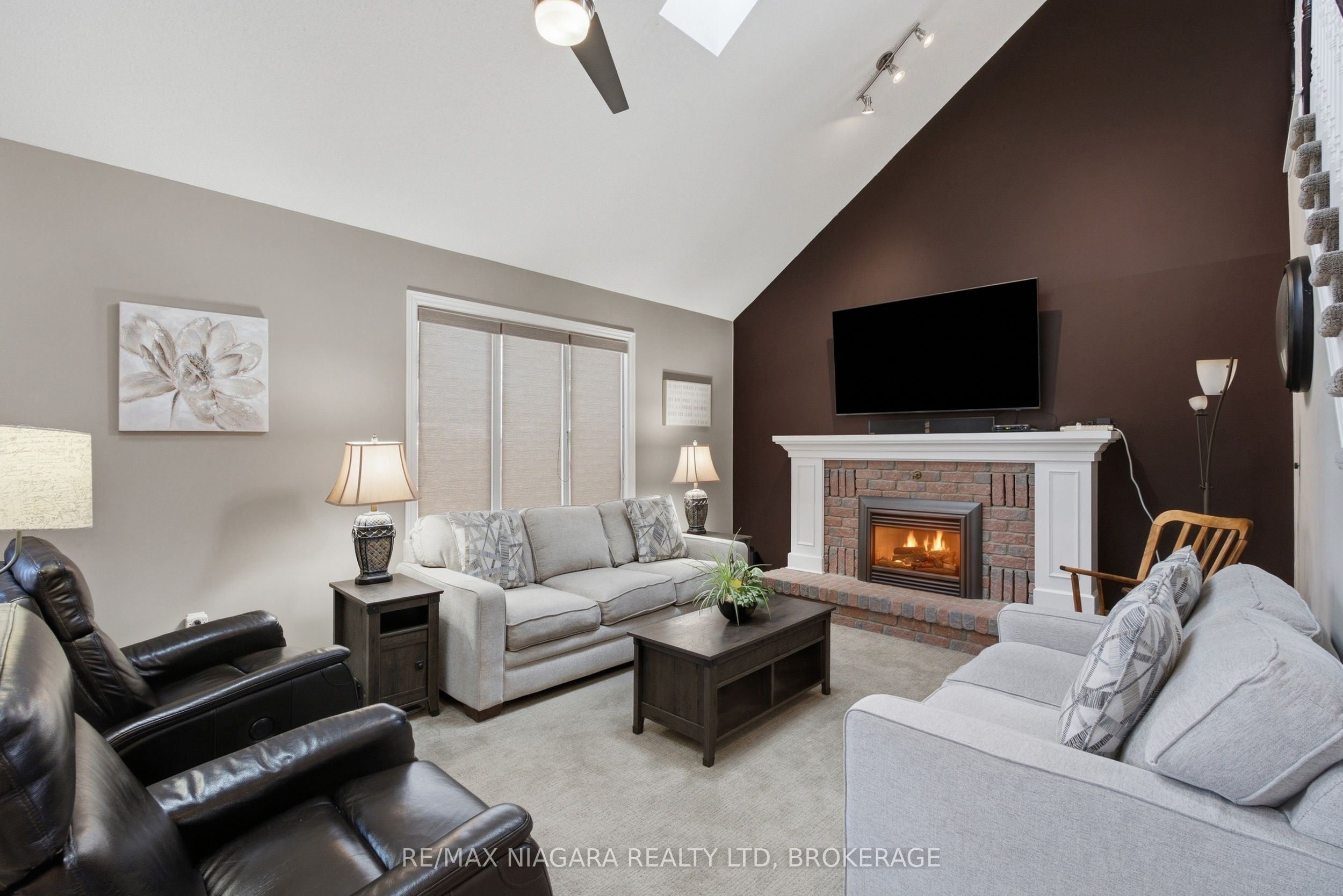 5 Thorn Place Property Photo 9