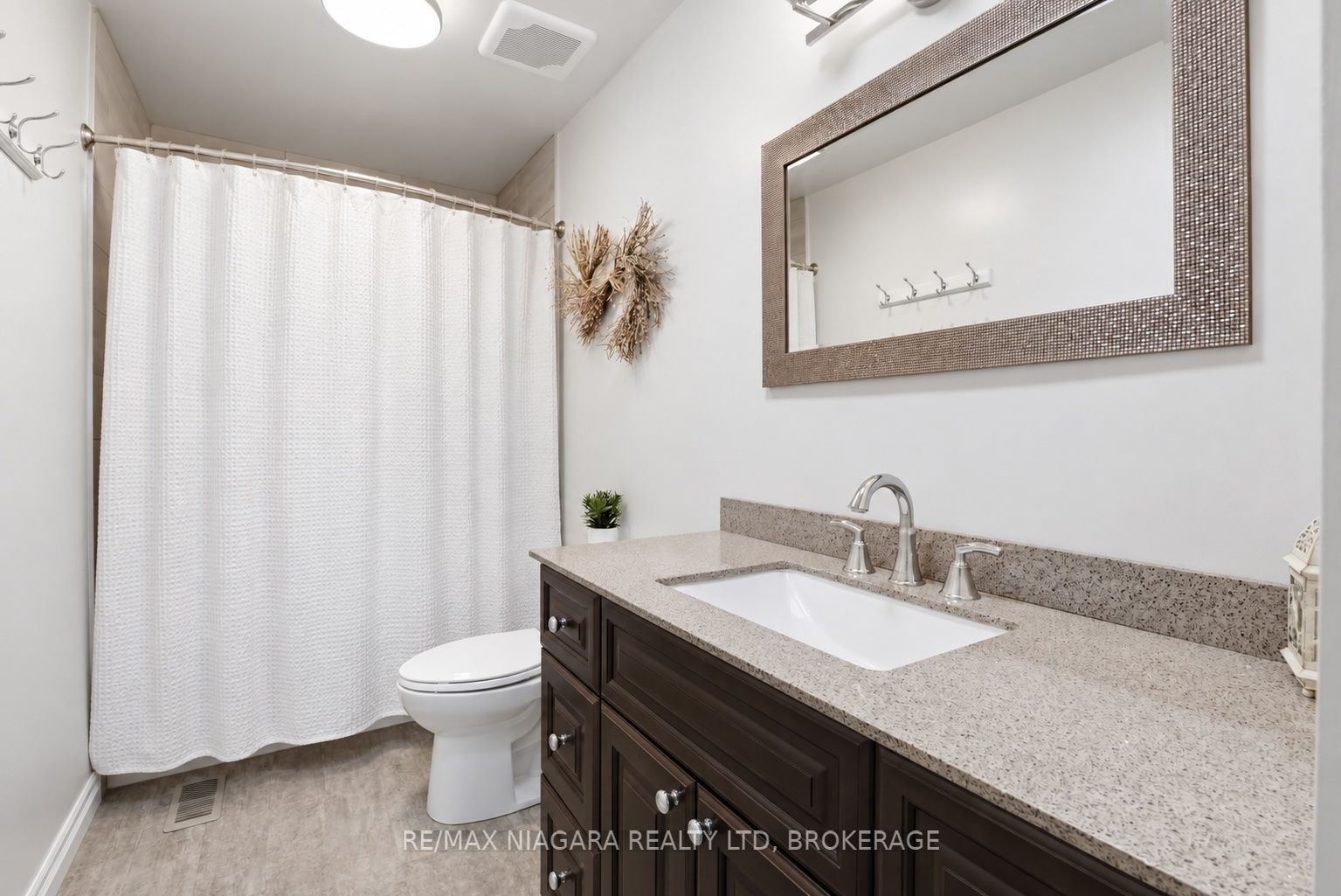 5 Thorn Place Property Photo 24