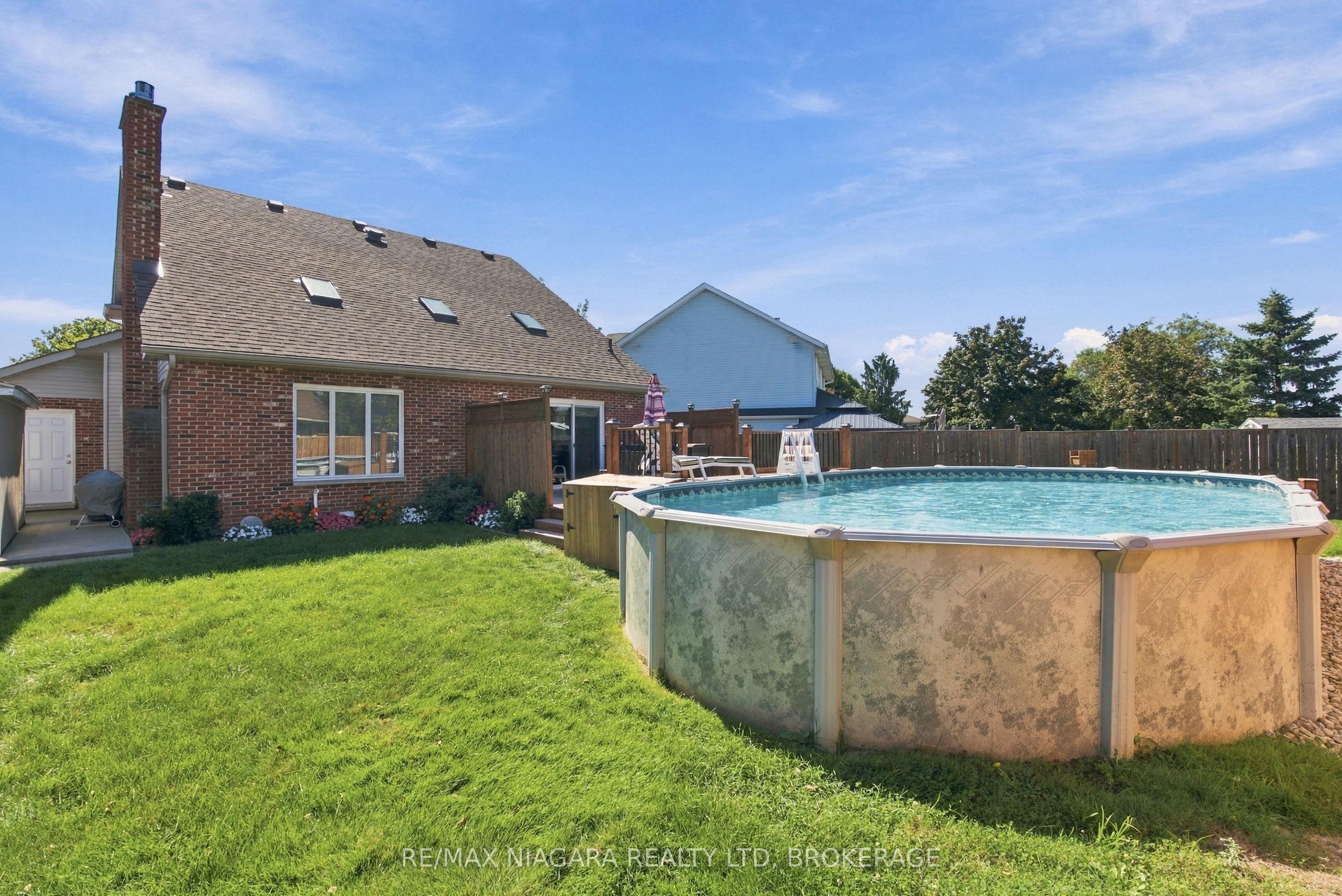 5 Thorn Place Property Photo 34