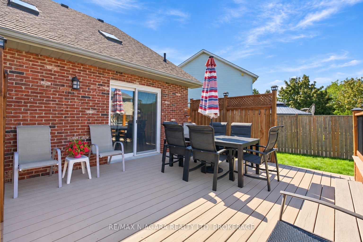 5 Thorn Place Property Photo 37