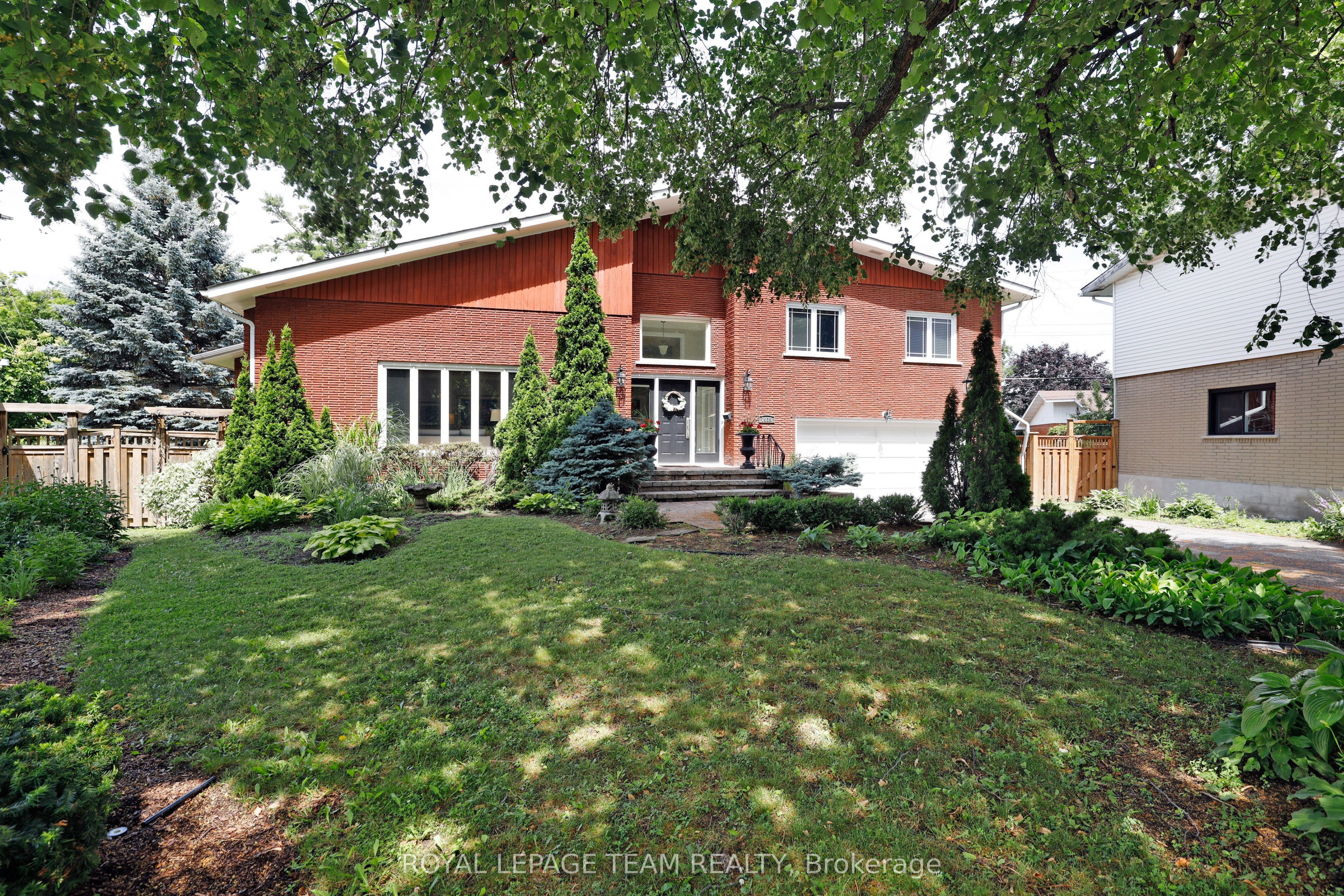 1939 Wembley Avenue Property Photo 6