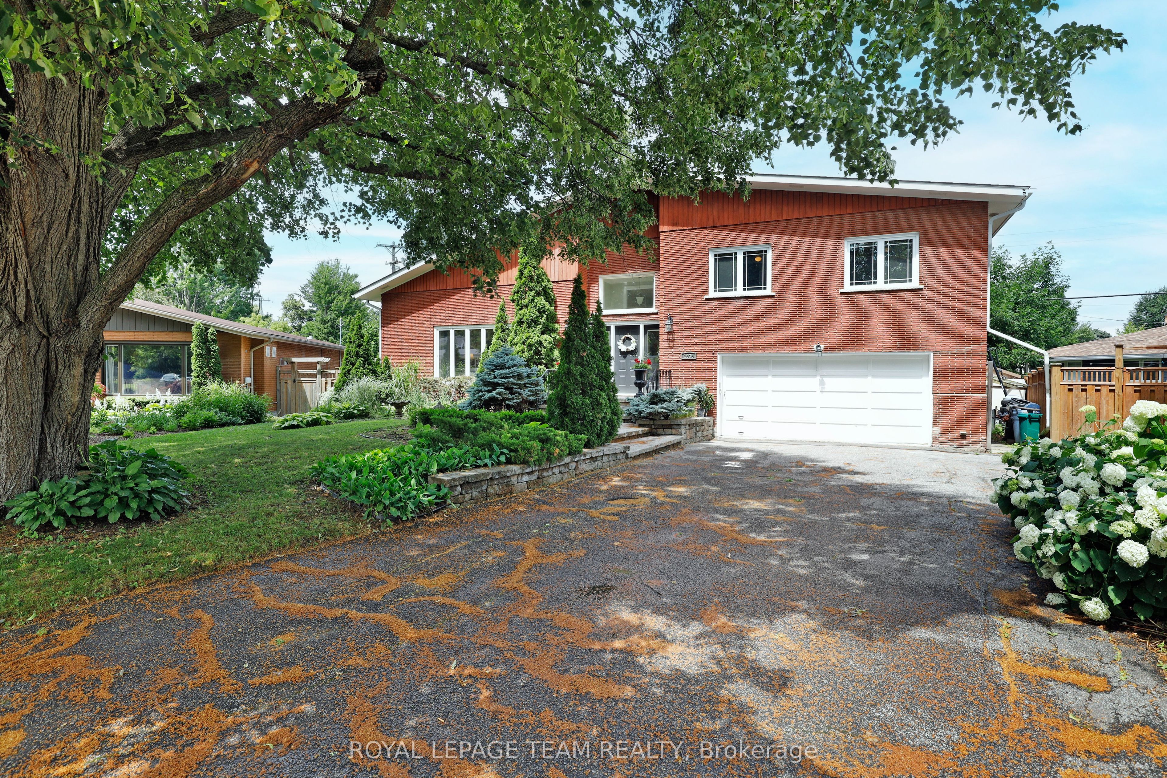 1939 Wembley Avenue Property Photo 10