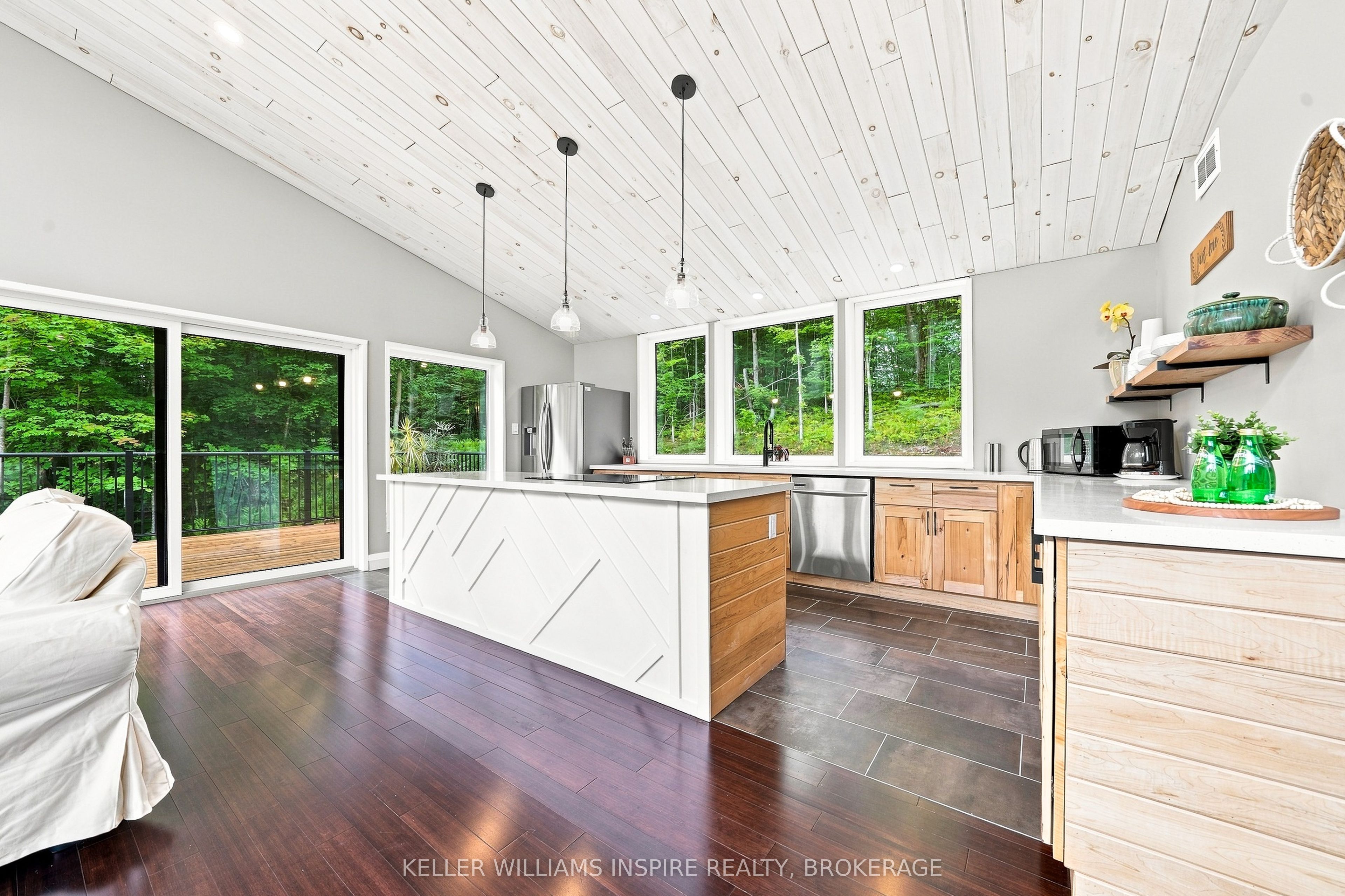 866 Godolphin Road Property Photo 15