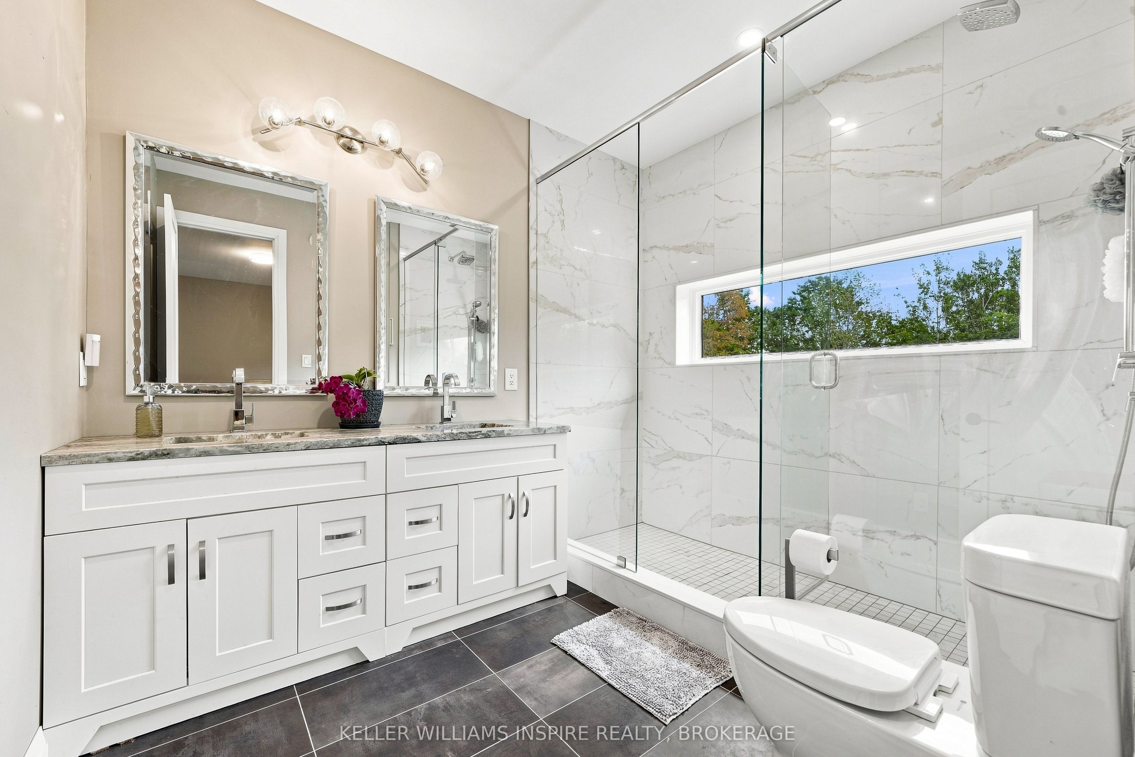 866 Godolphin Road Property Photo 25